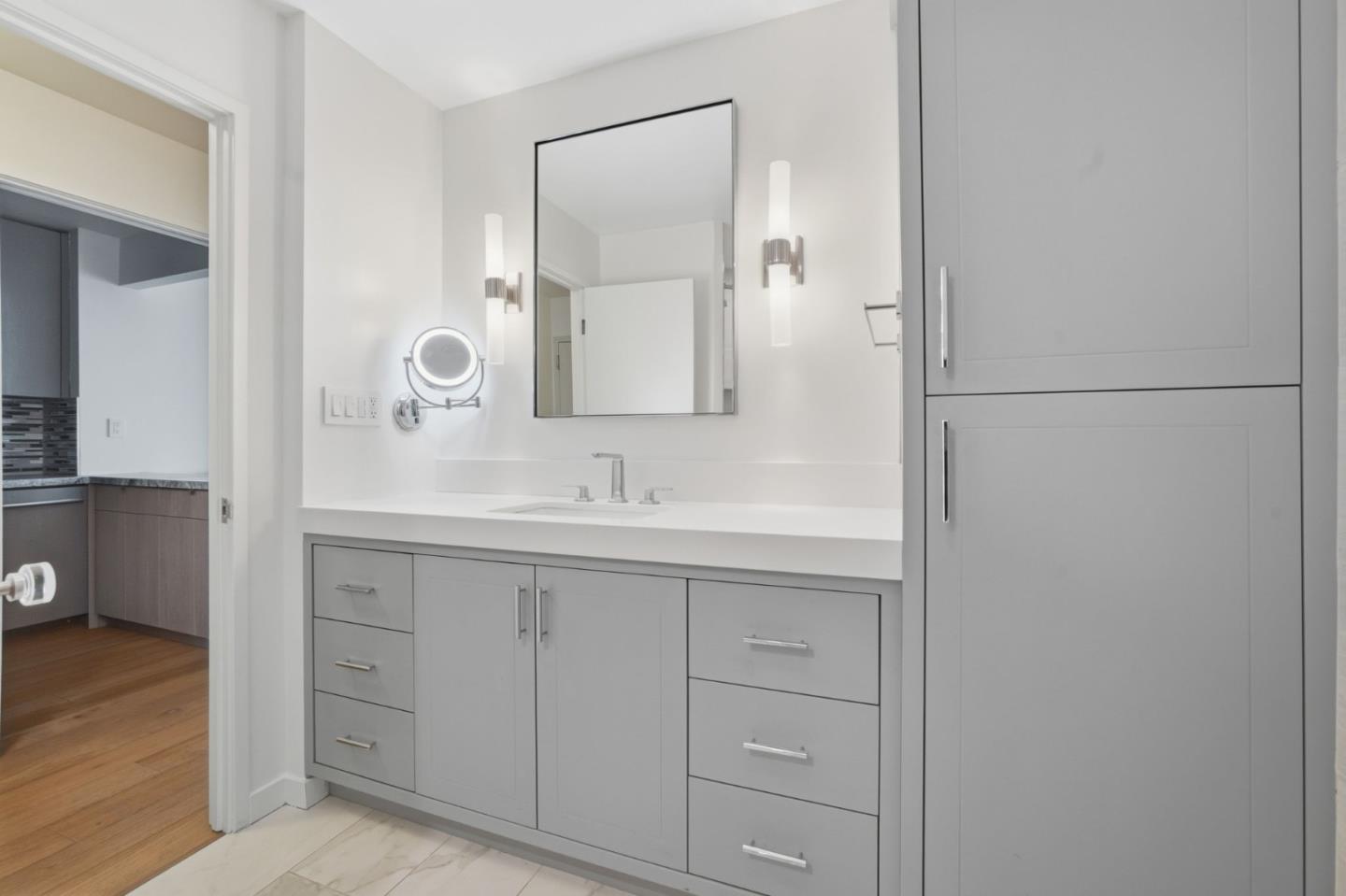 1 Daniel Burnham CT 307