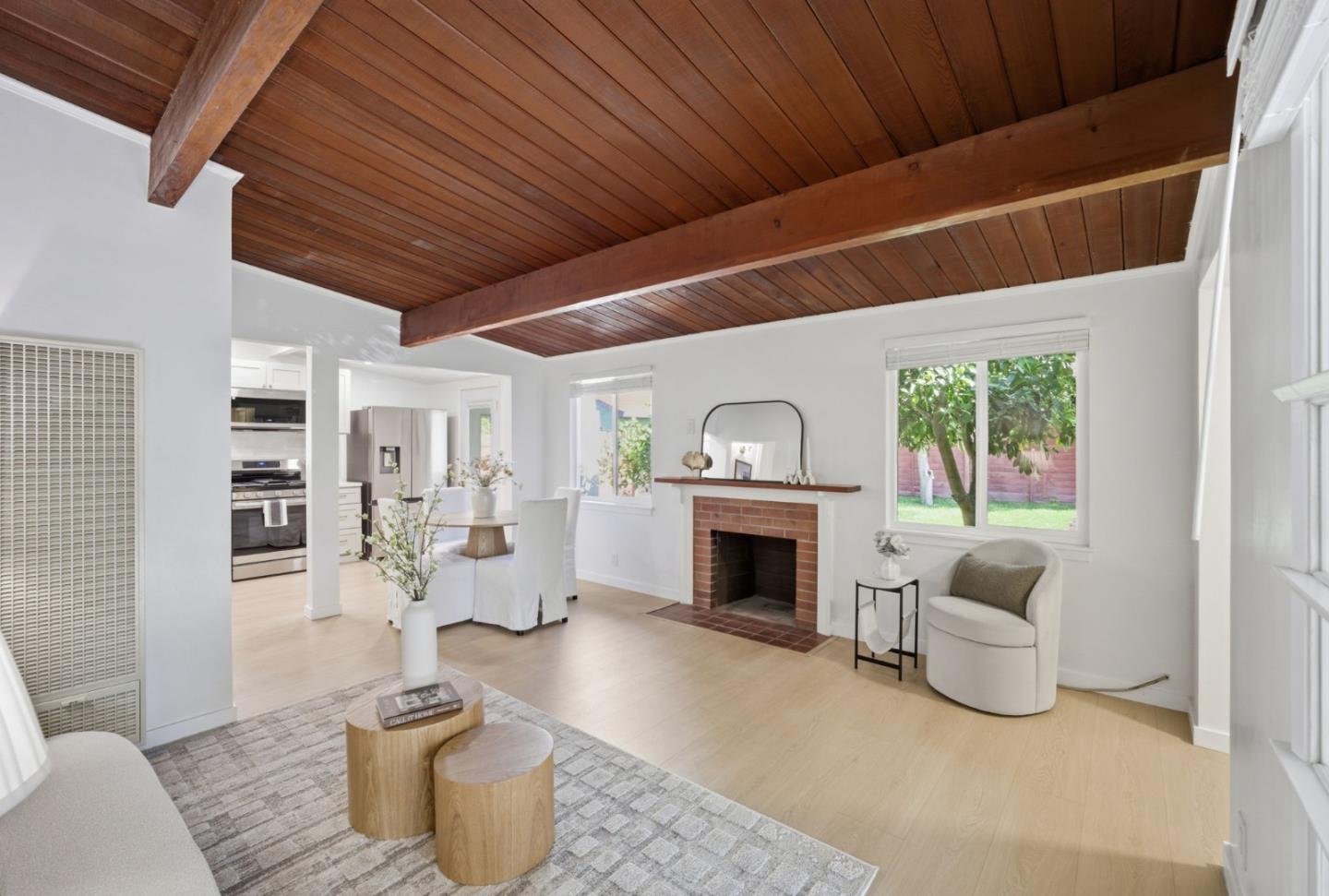 2310 Peachtree Lane