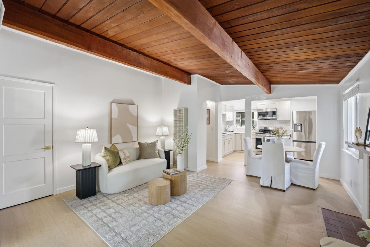 2310 Peachtree Lane