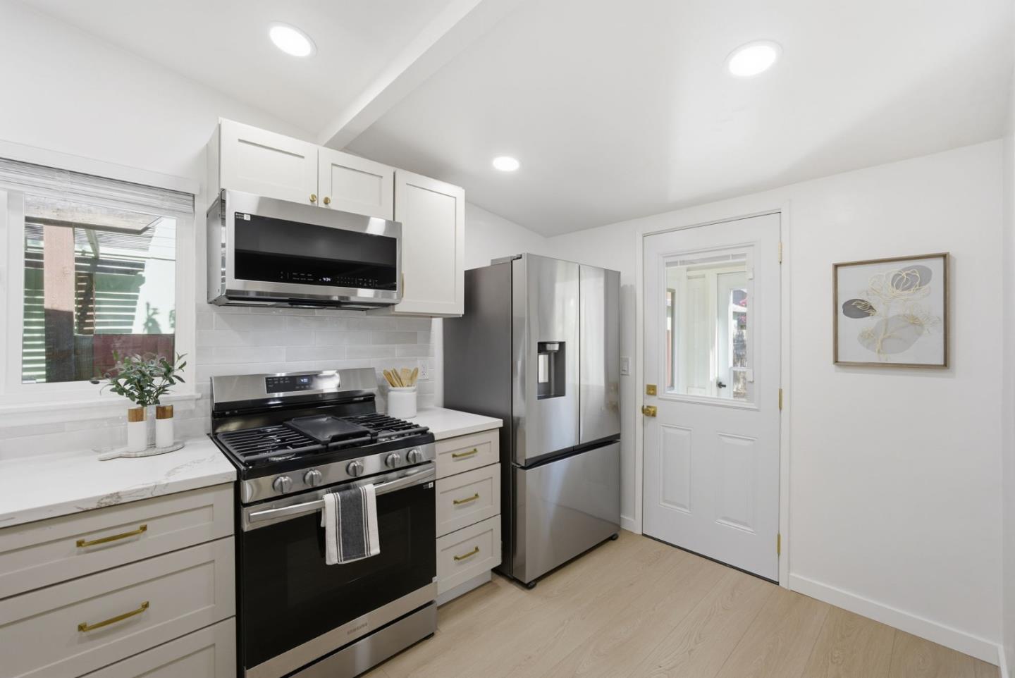 2310 Peachtree Lane