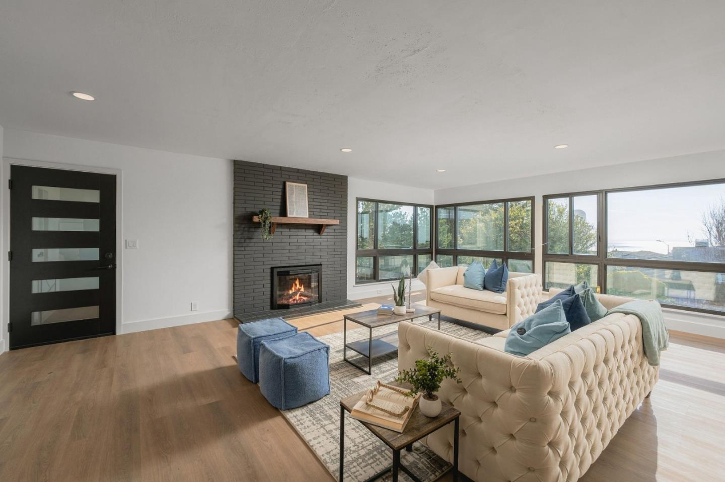 295 Edgewood DR