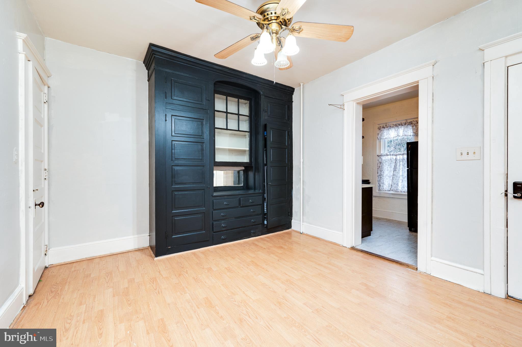 29 E 4TH STREET