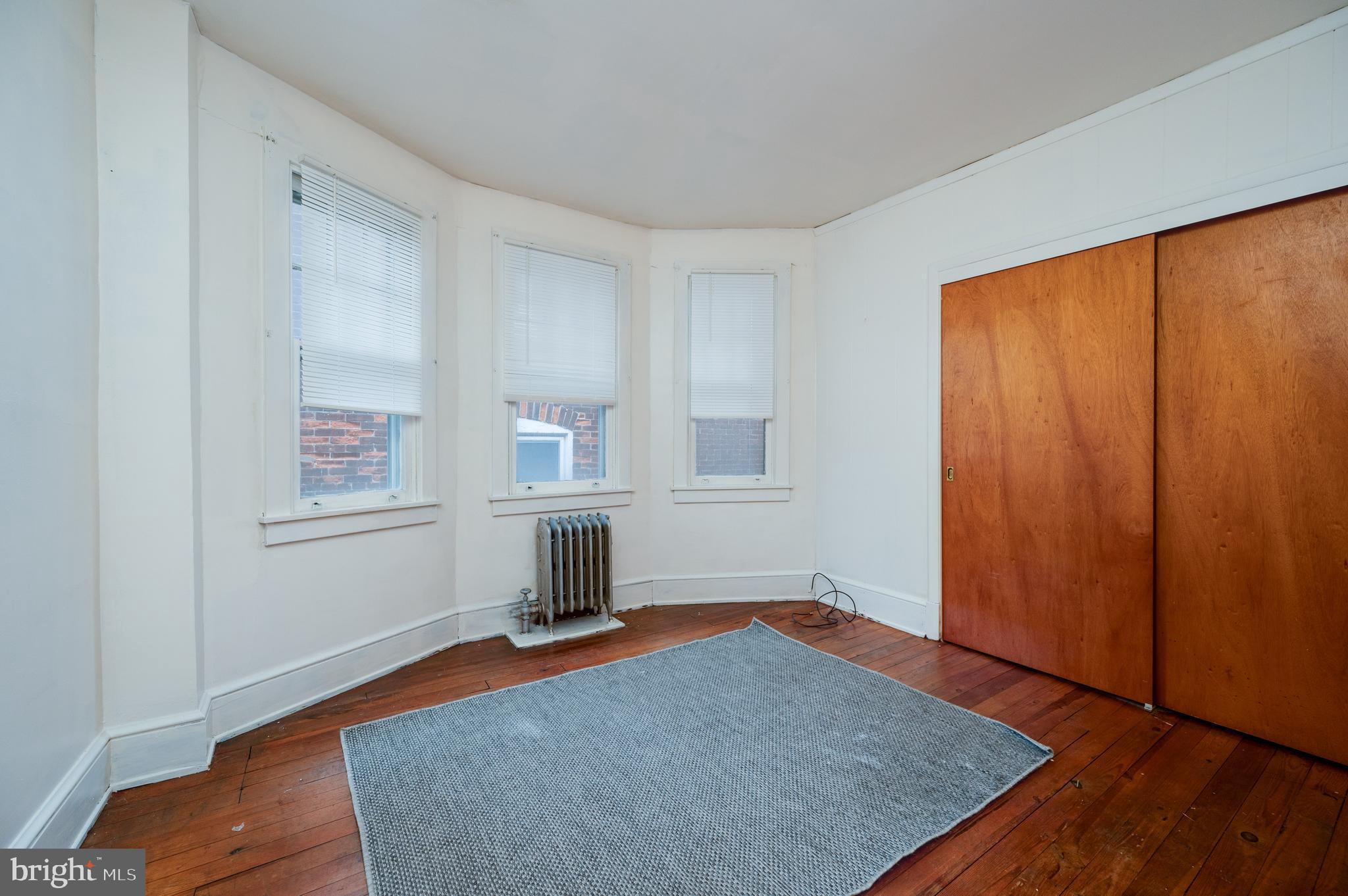 29 E 4TH STREET