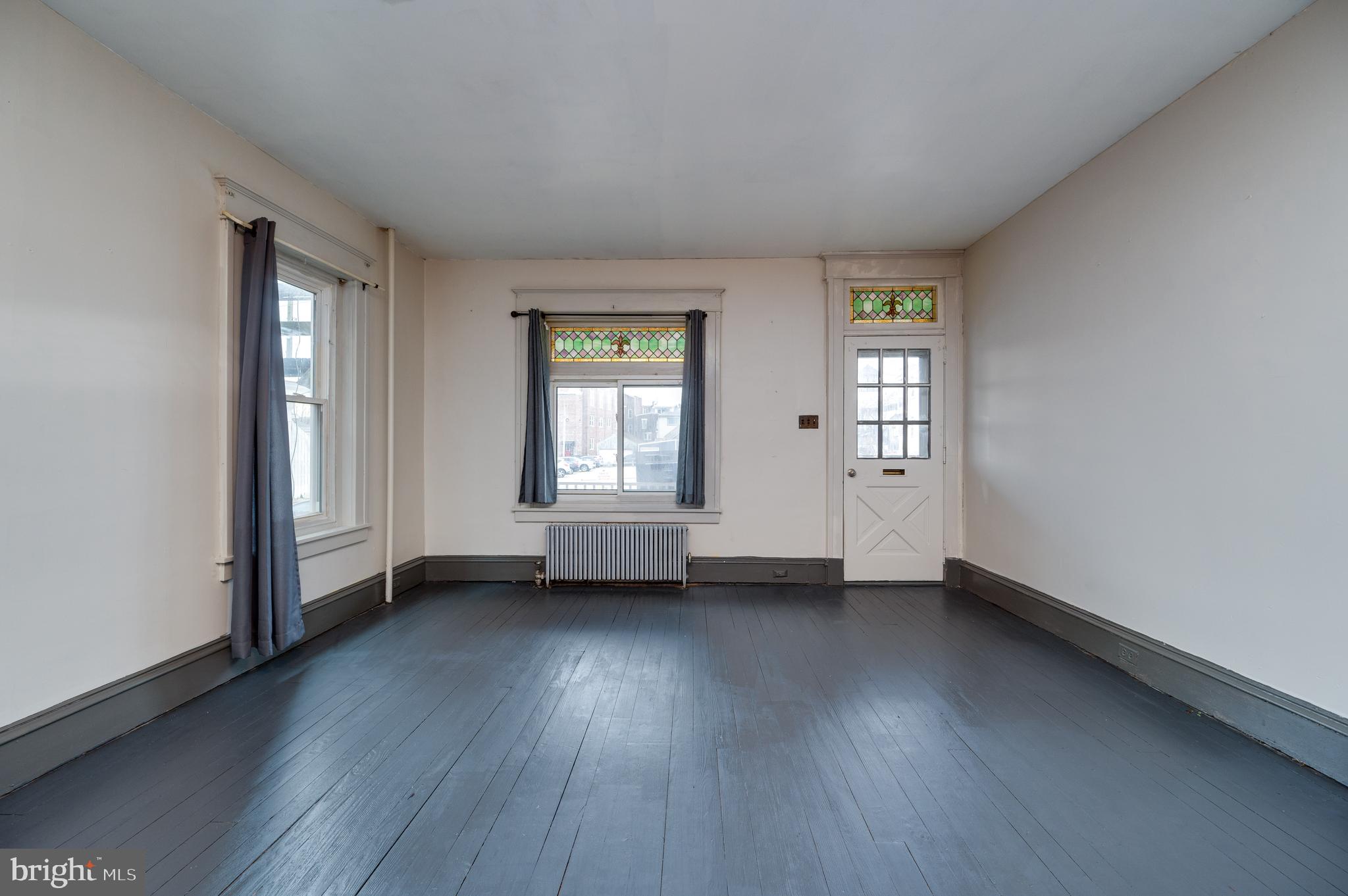 29 E 4TH STREET