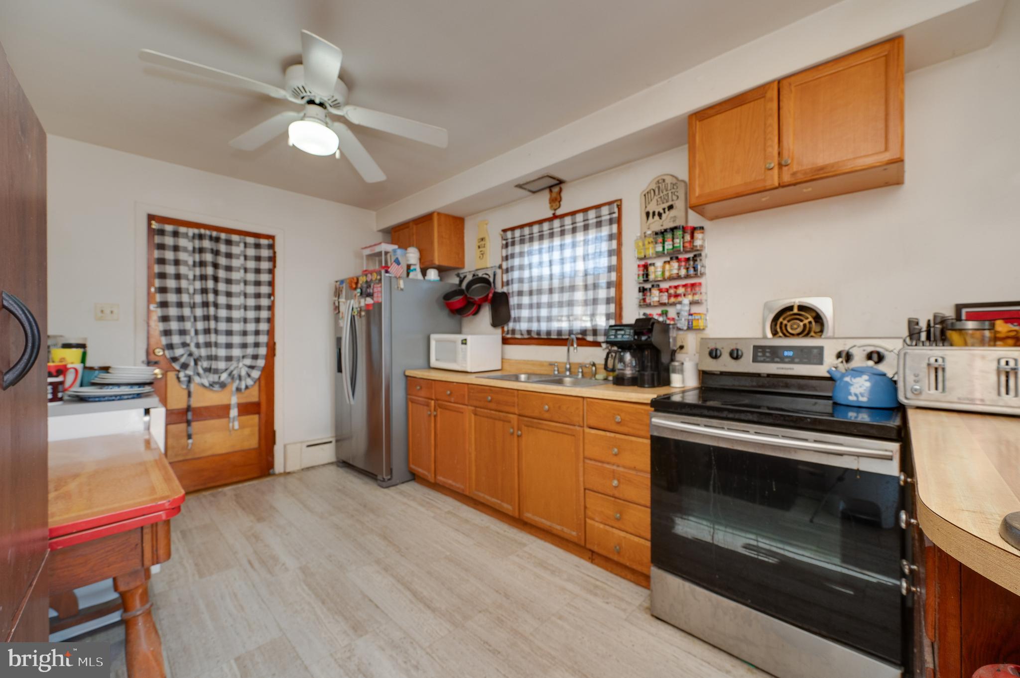 713 N 7TH STREET