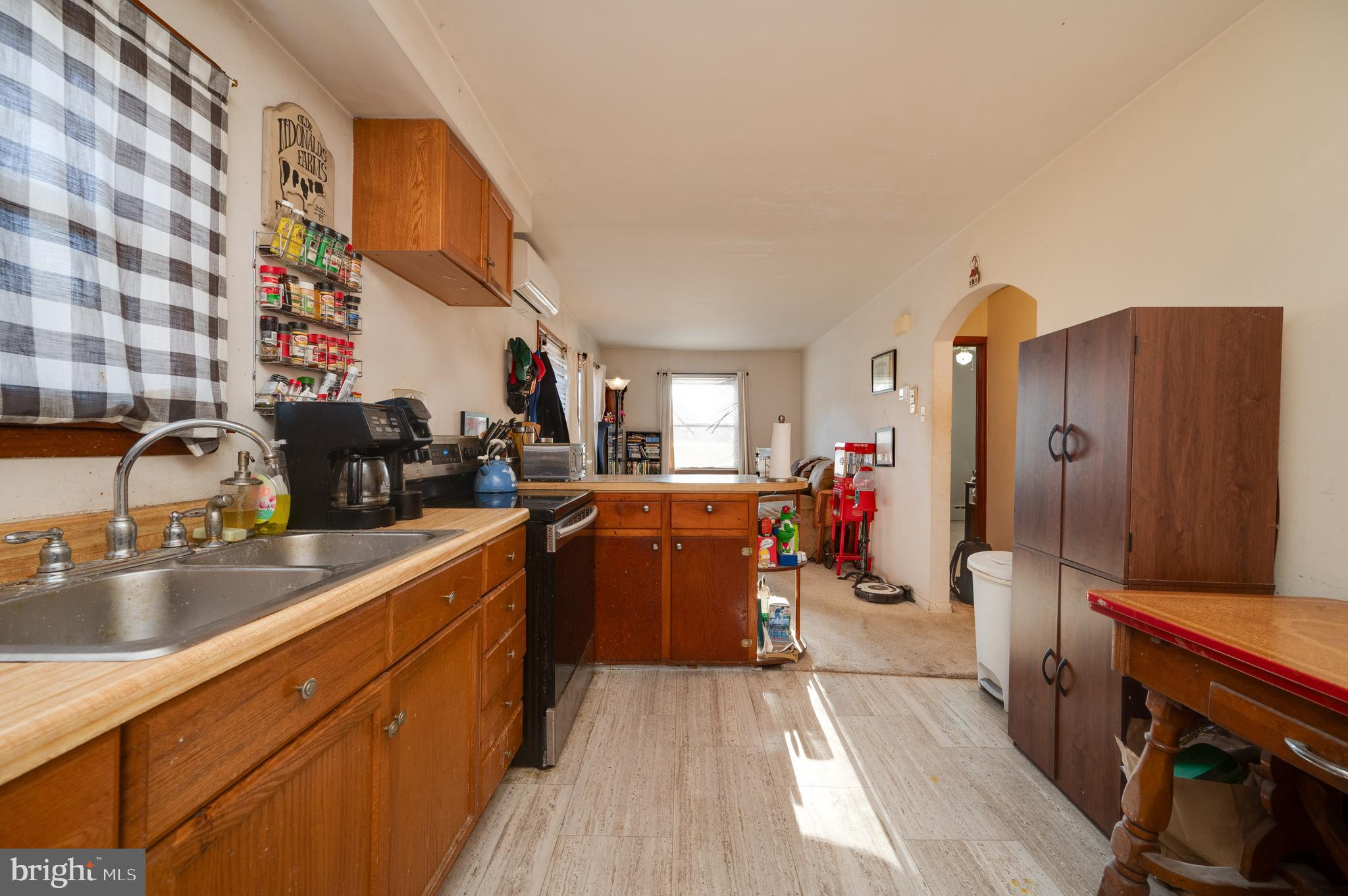 713 N 7TH STREET