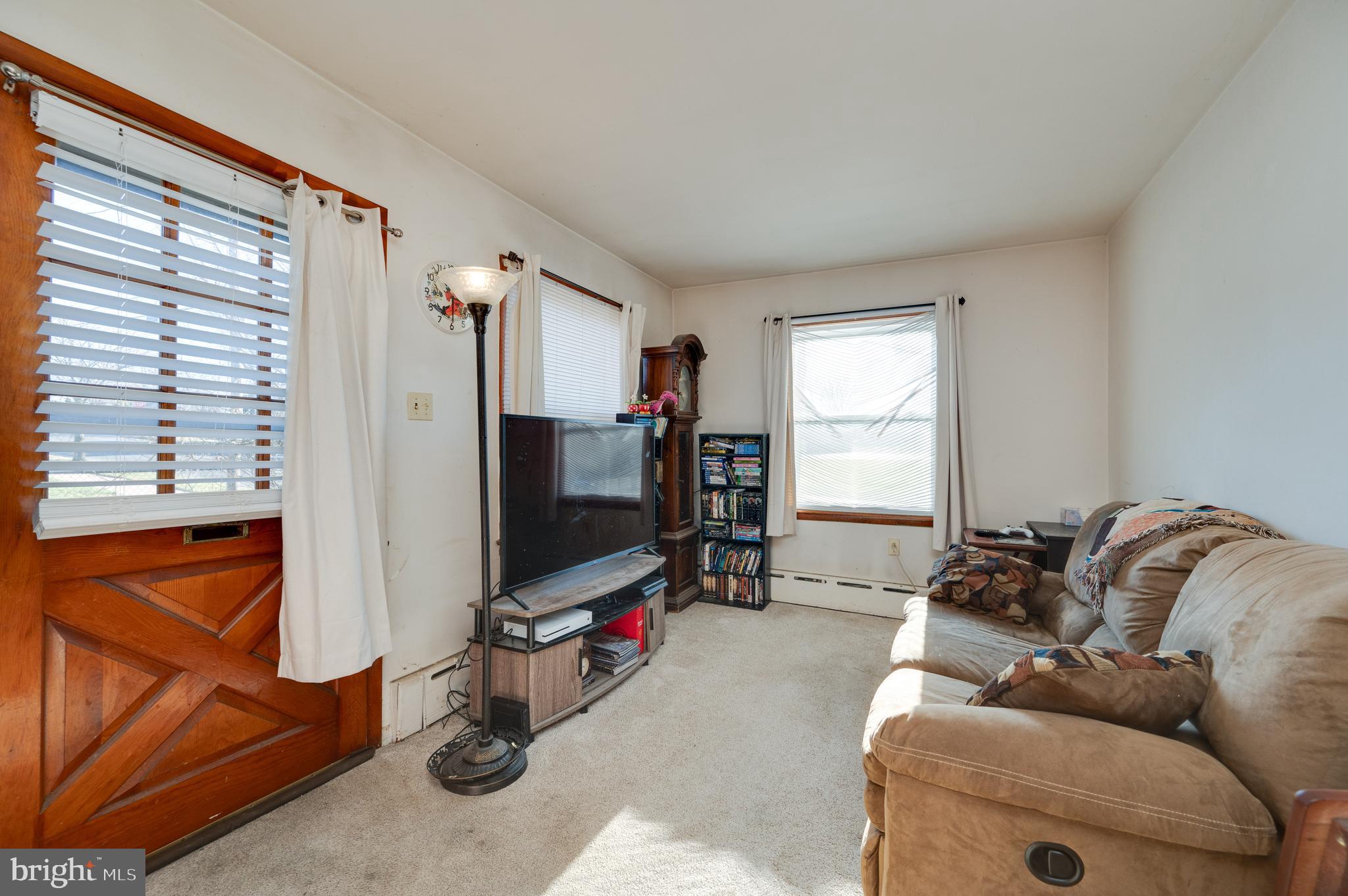 713 N 7TH STREET