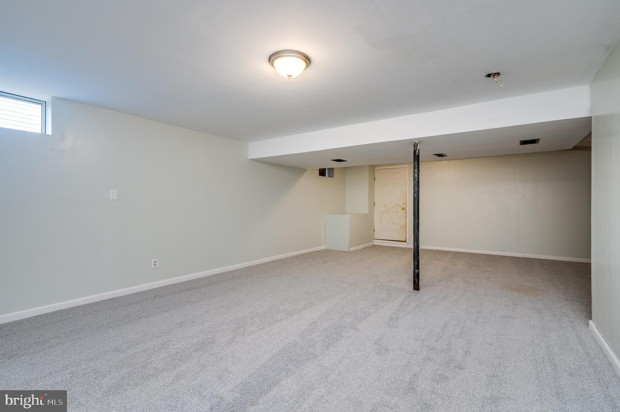 326 DOGWOOD LANE