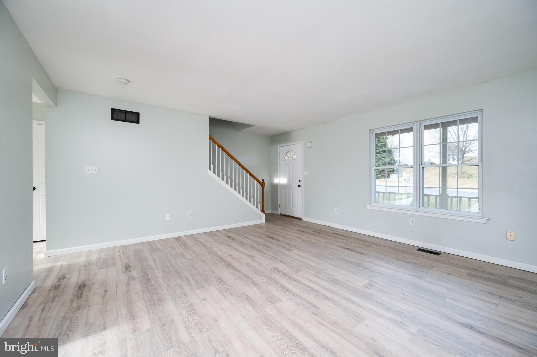 326 DOGWOOD LANE