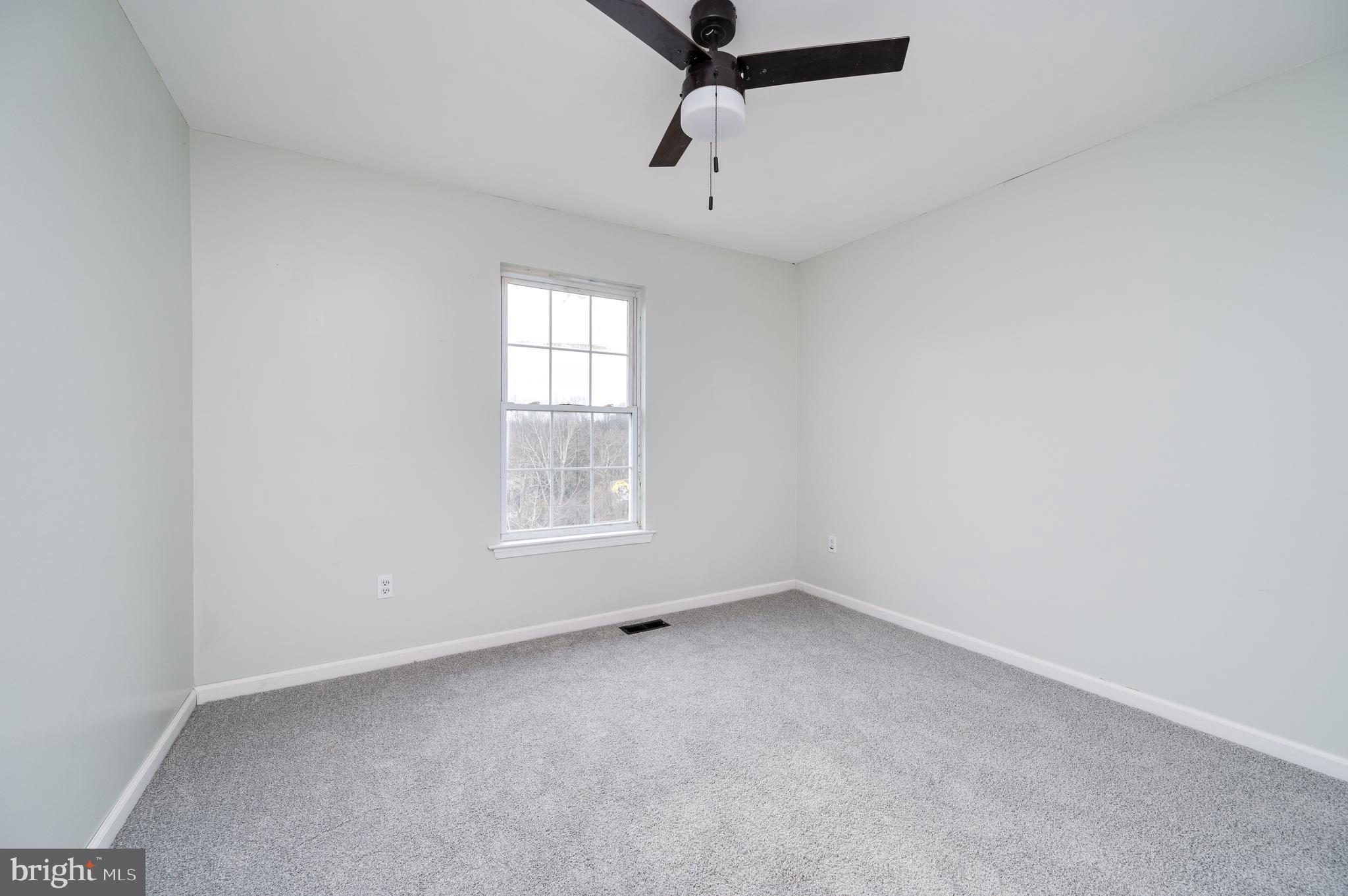 326 DOGWOOD LANE