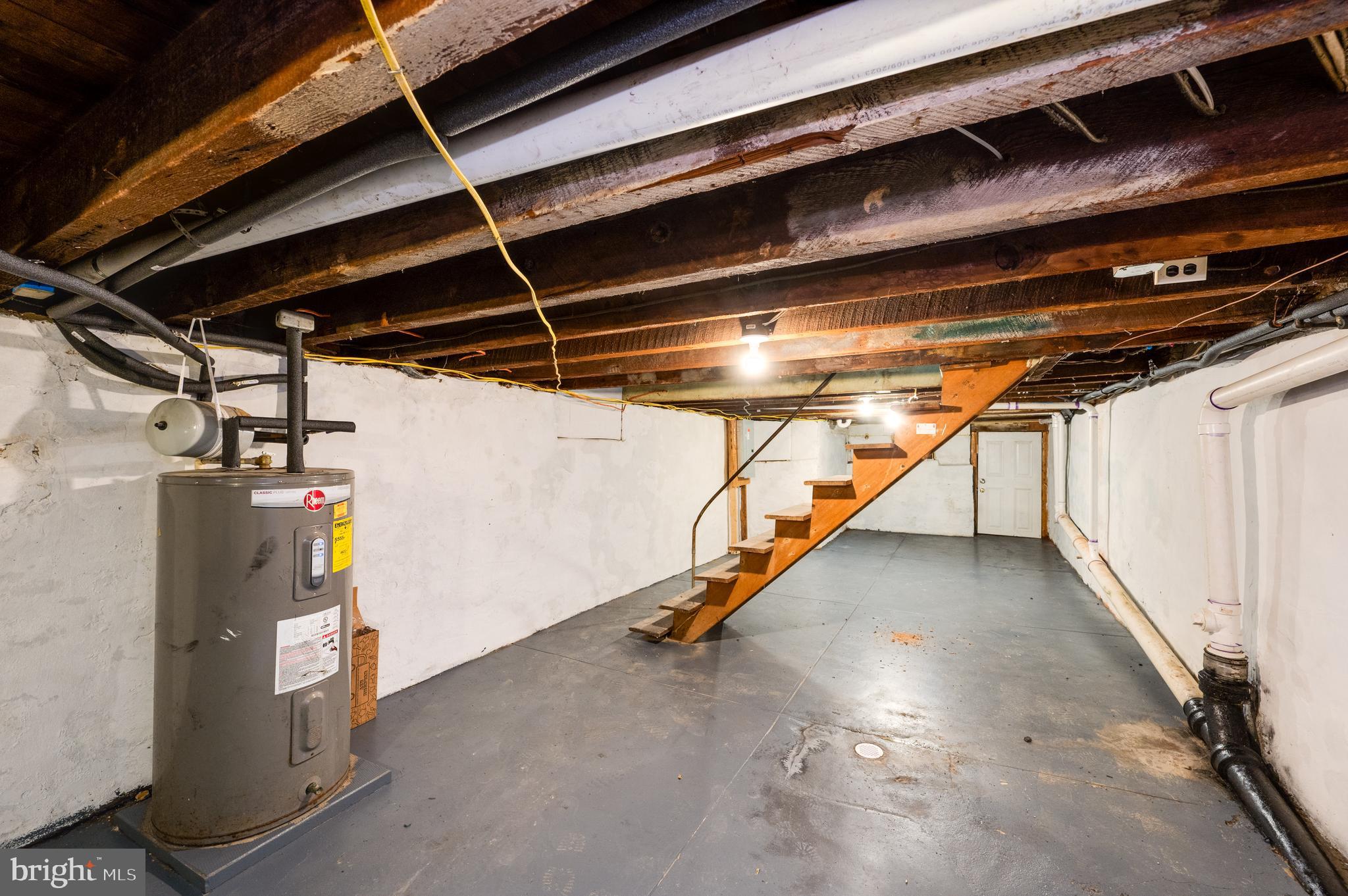 721 N FRONT STREET