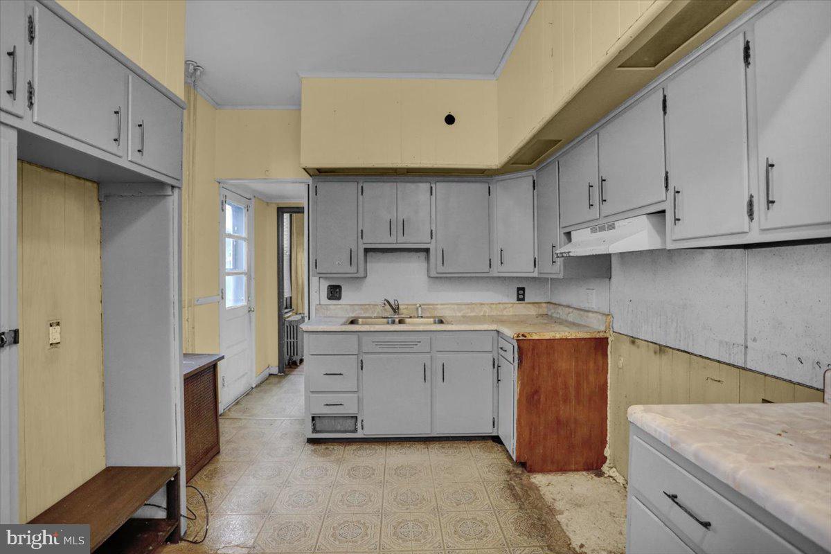 339 S 5TH STREET