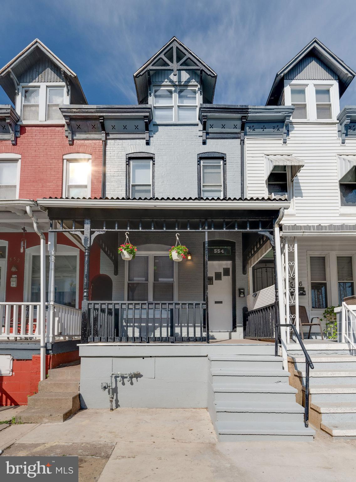 554 GORDON STREET