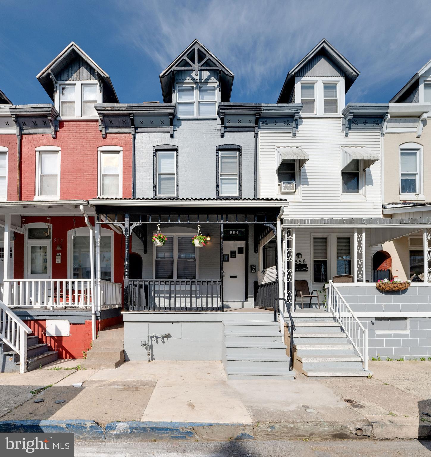 554 GORDON STREET