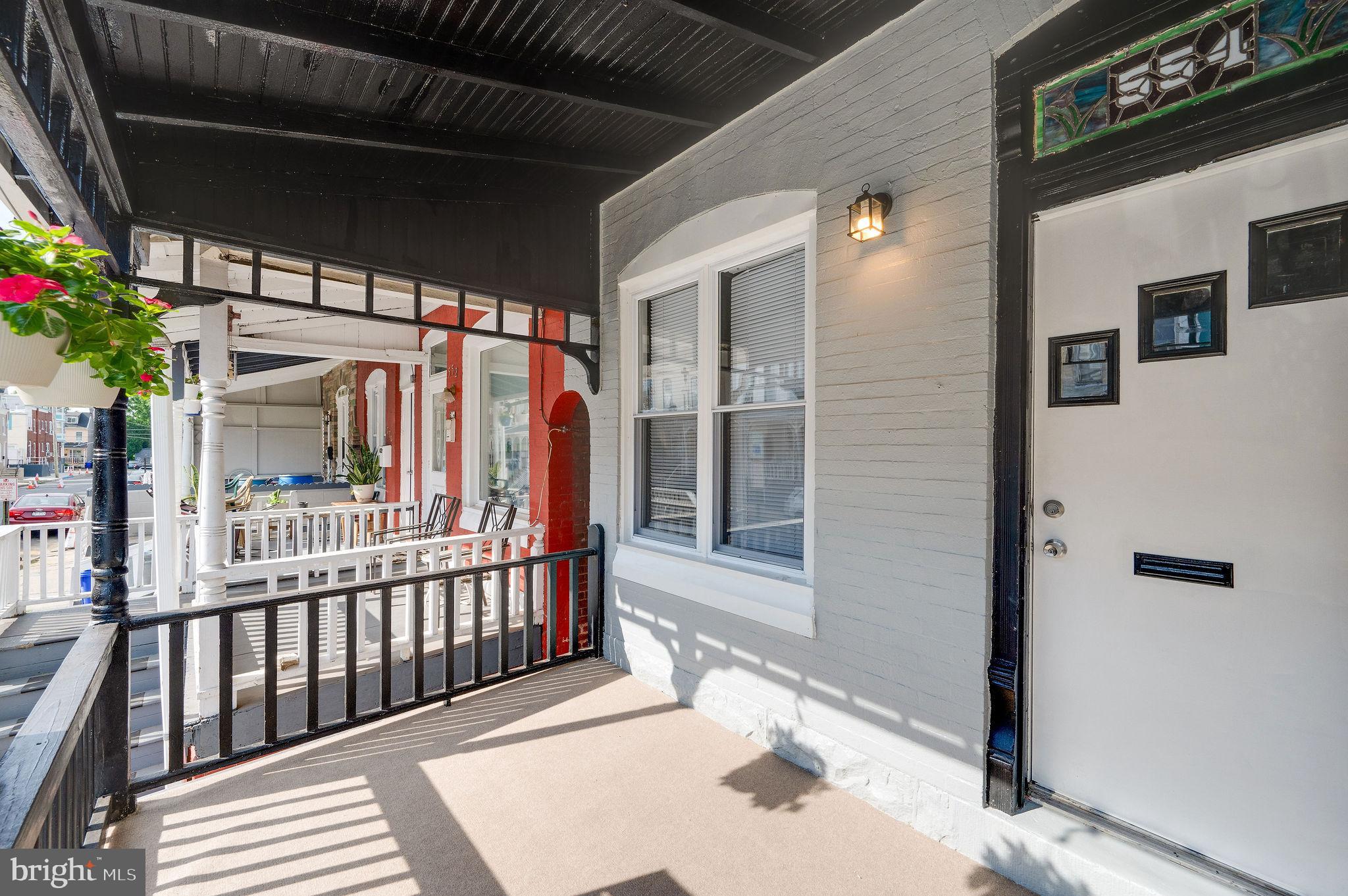 554 GORDON STREET
