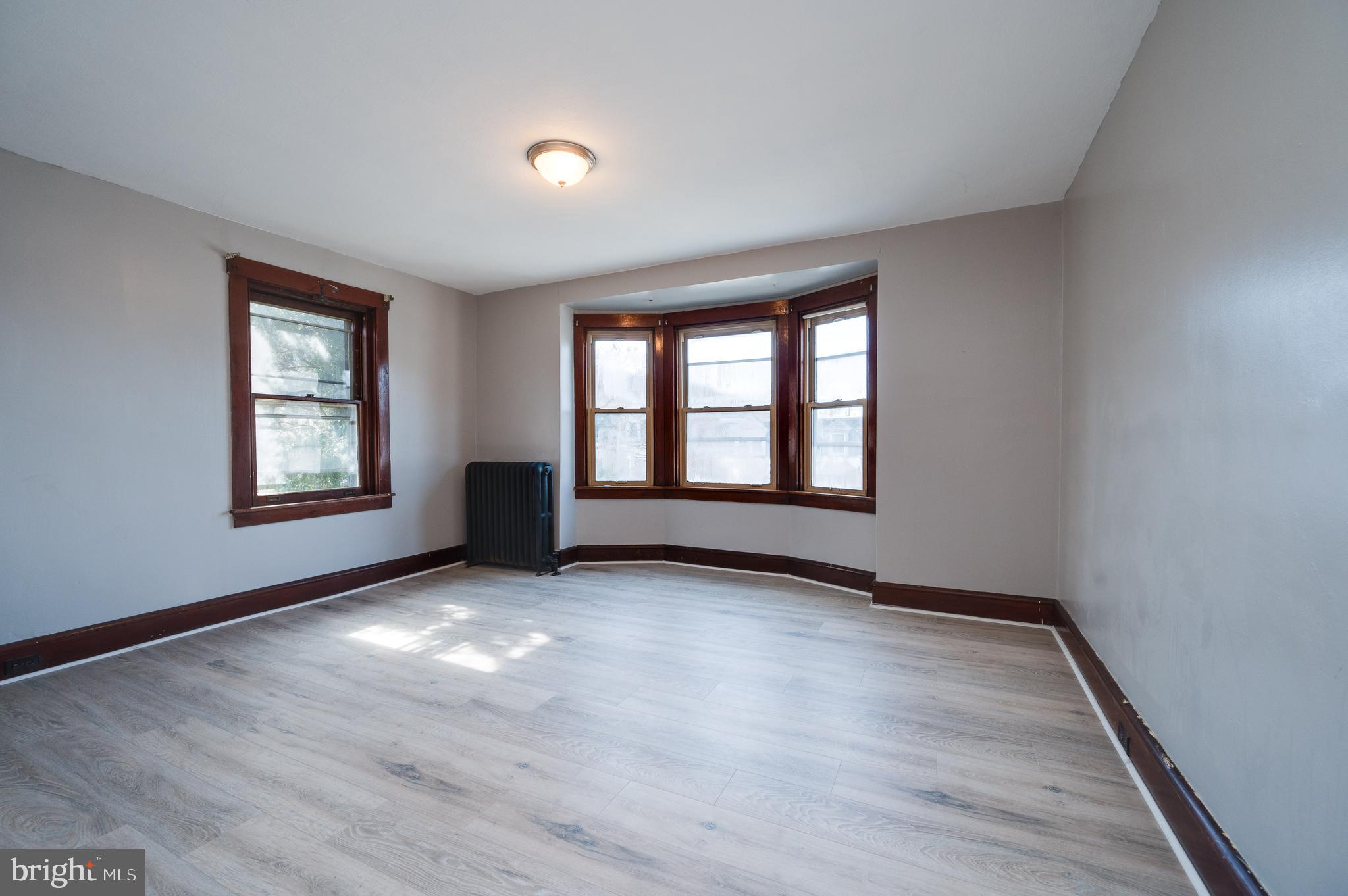 521 S 19TH STREET