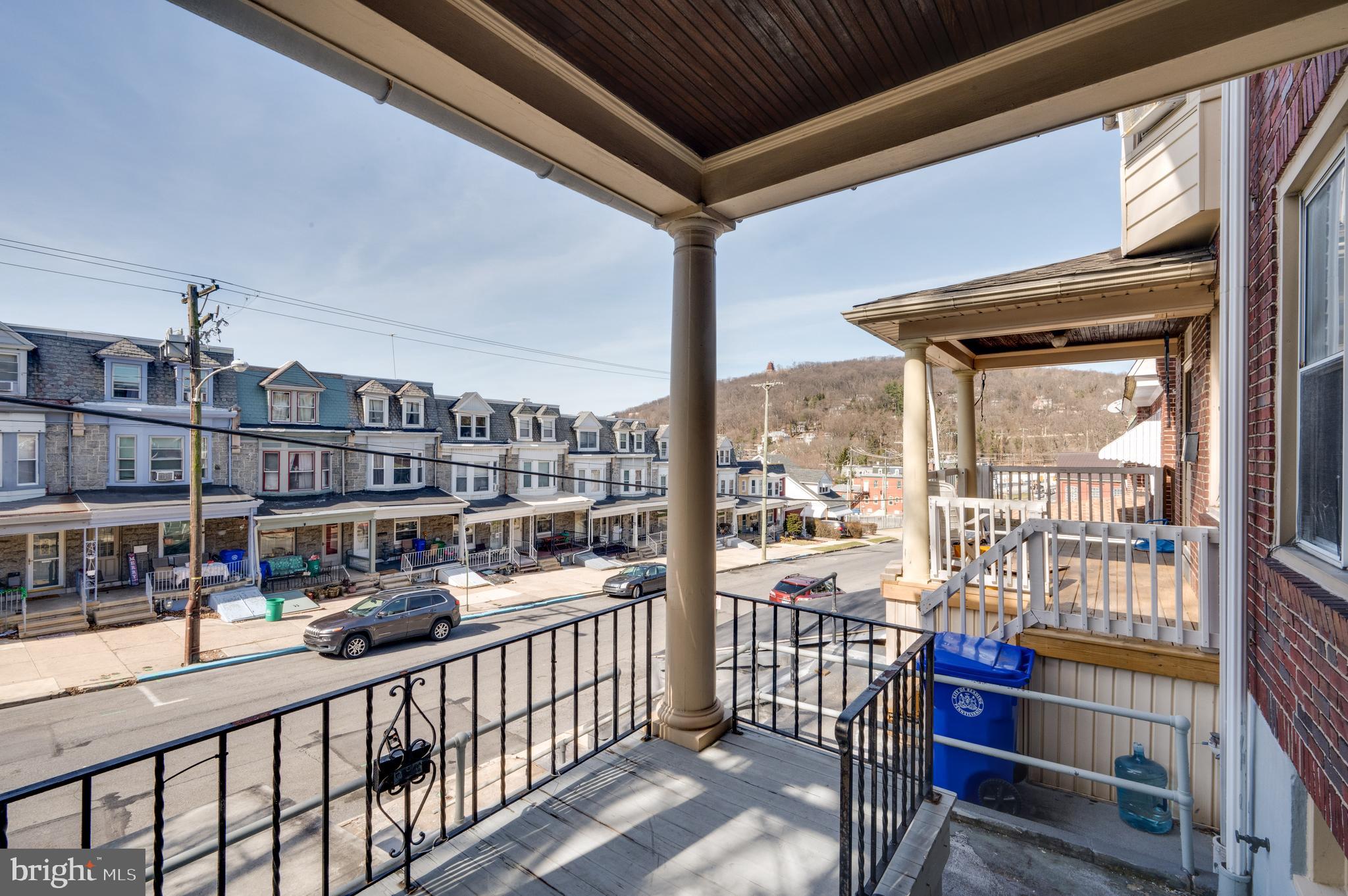 521 S 19TH STREET