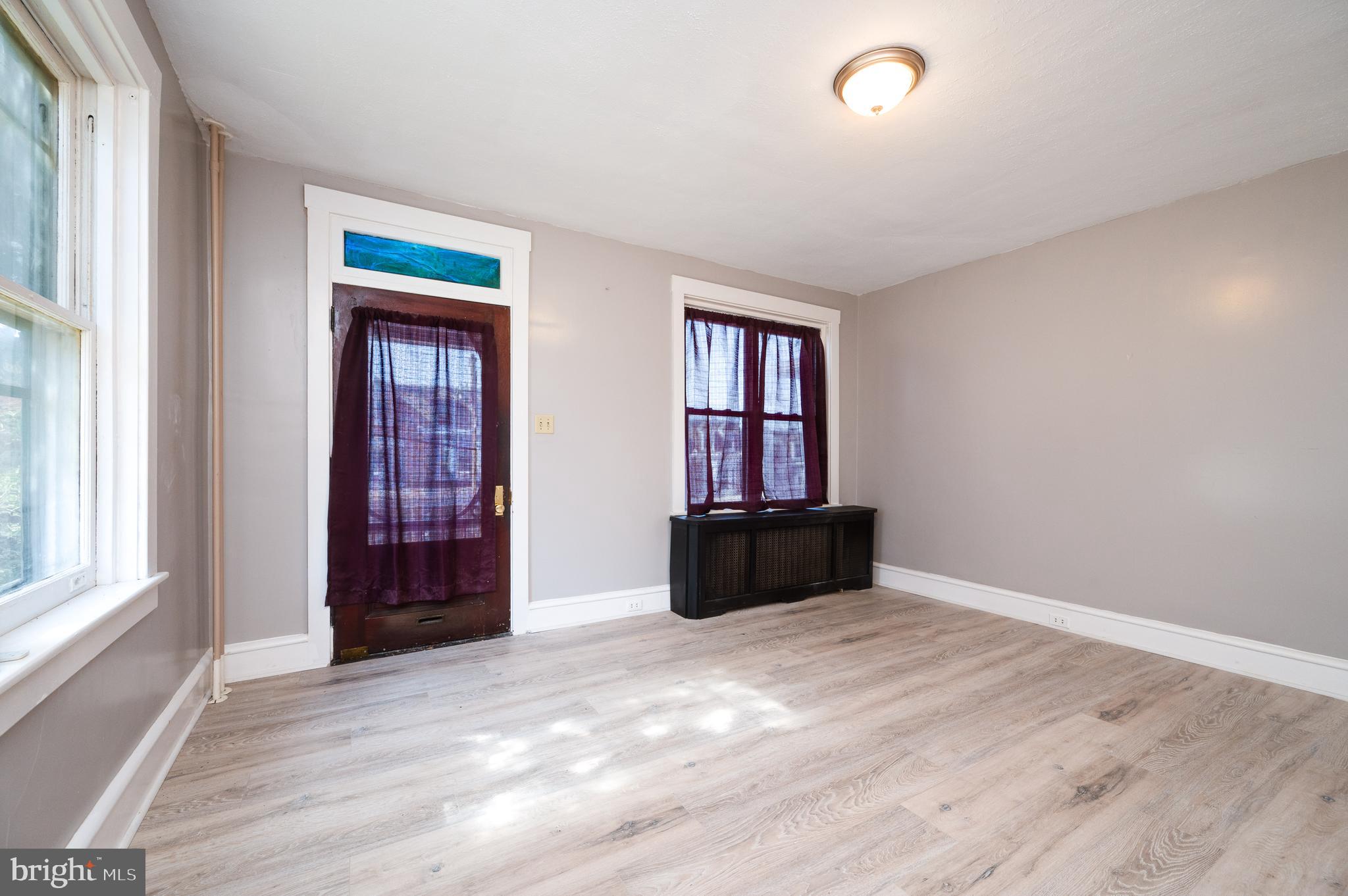 521 S 19TH STREET