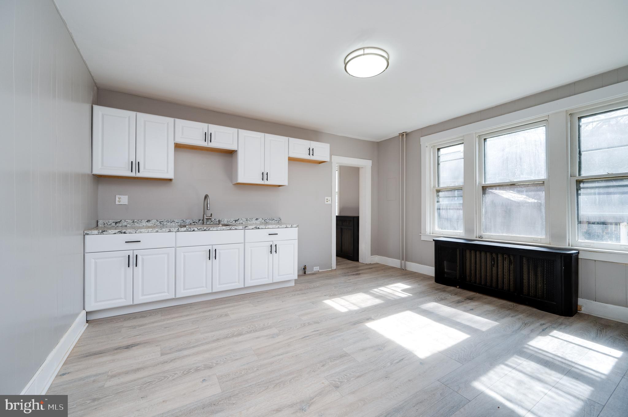 521 S 19TH STREET