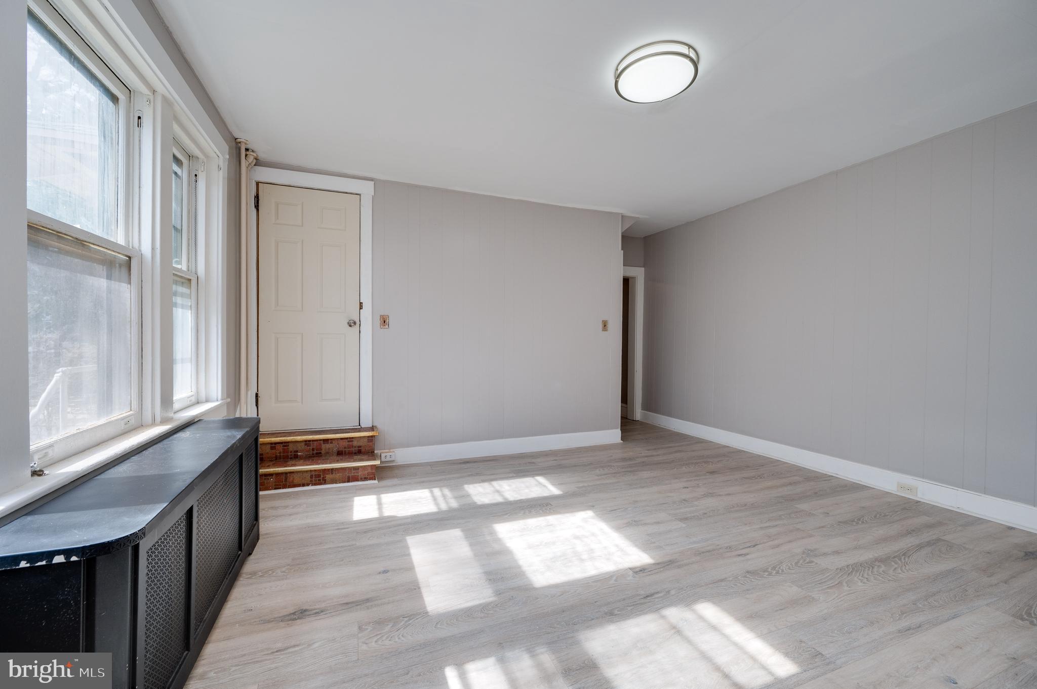521 S 19TH STREET
