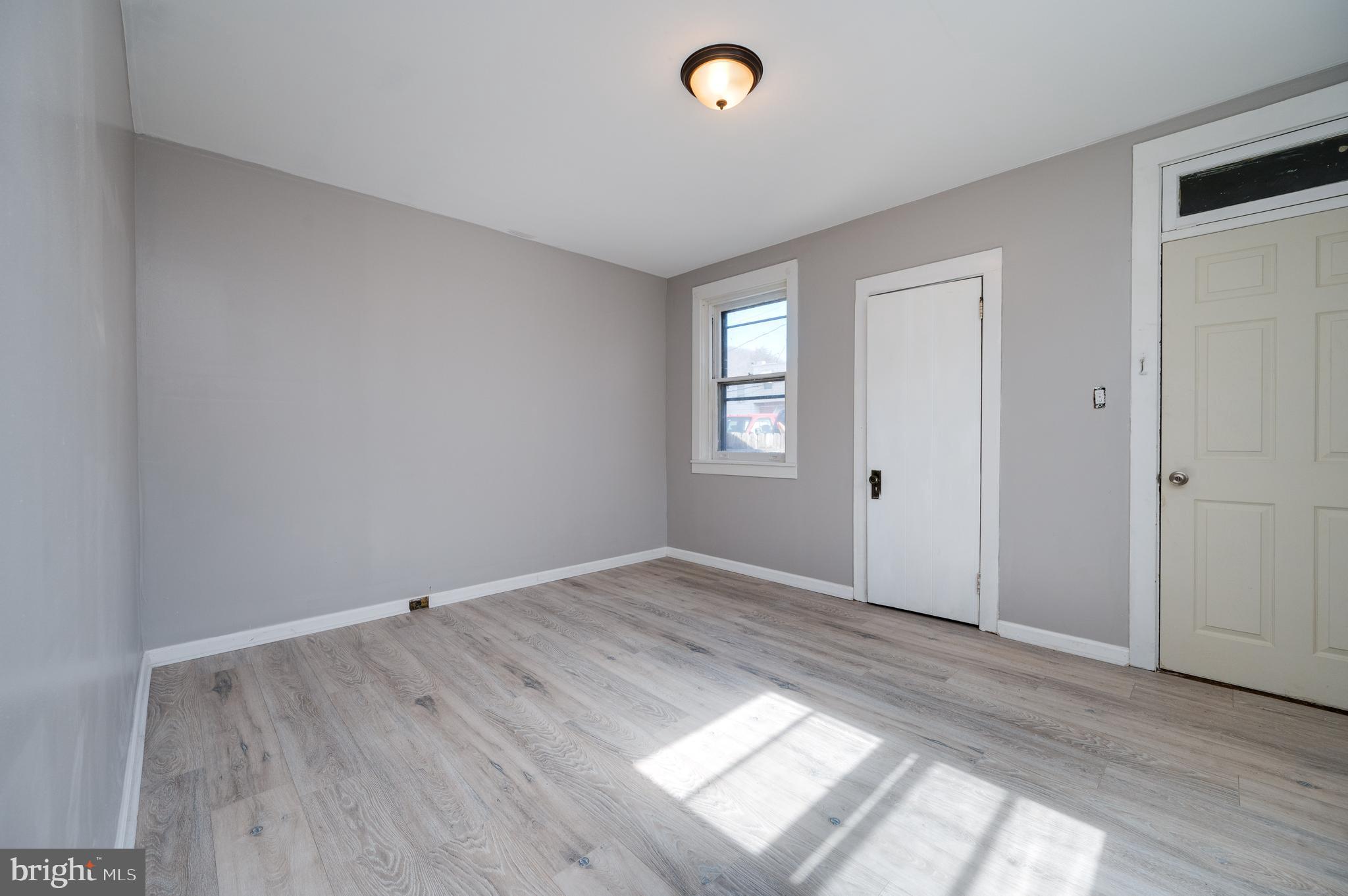 521 S 19TH STREET