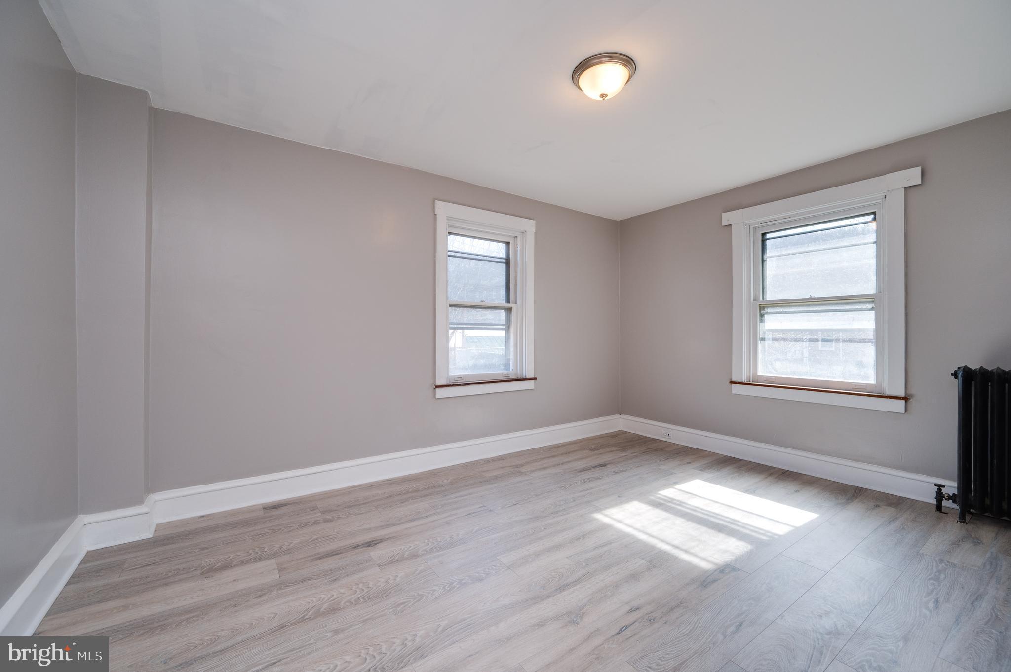 521 S 19TH STREET