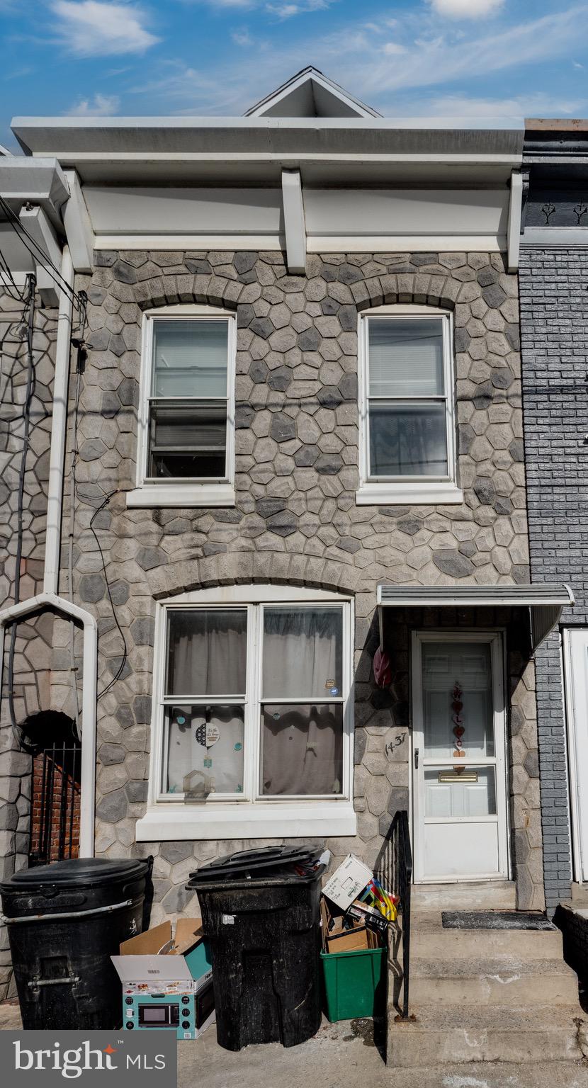 1437 FAIRVIEW STREET