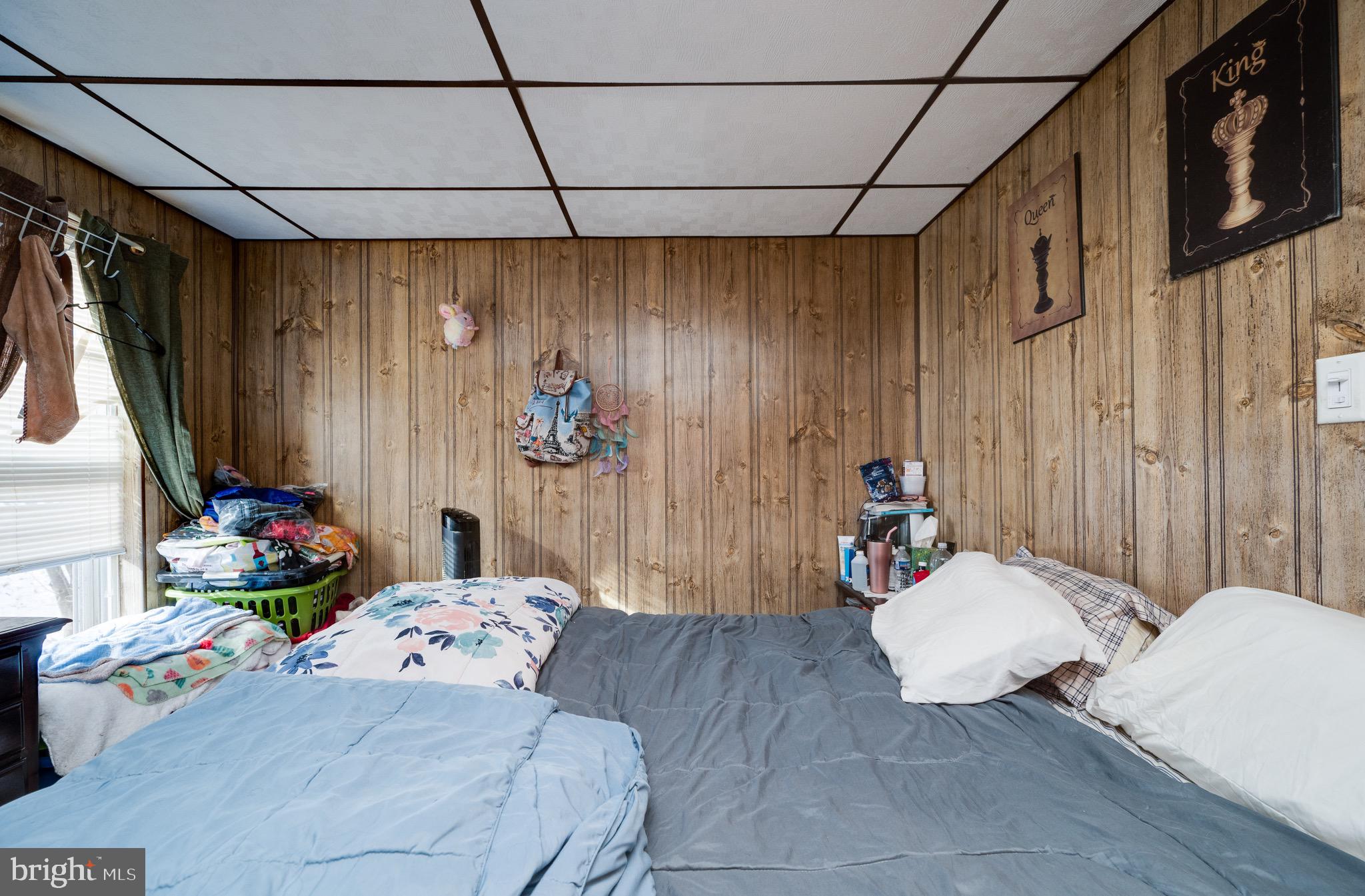 1437 FAIRVIEW STREET