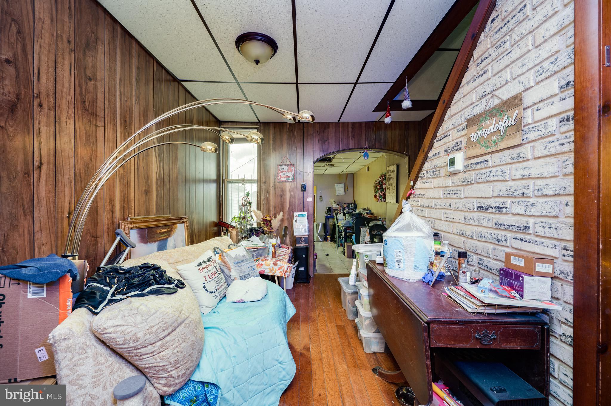 1437 FAIRVIEW STREET