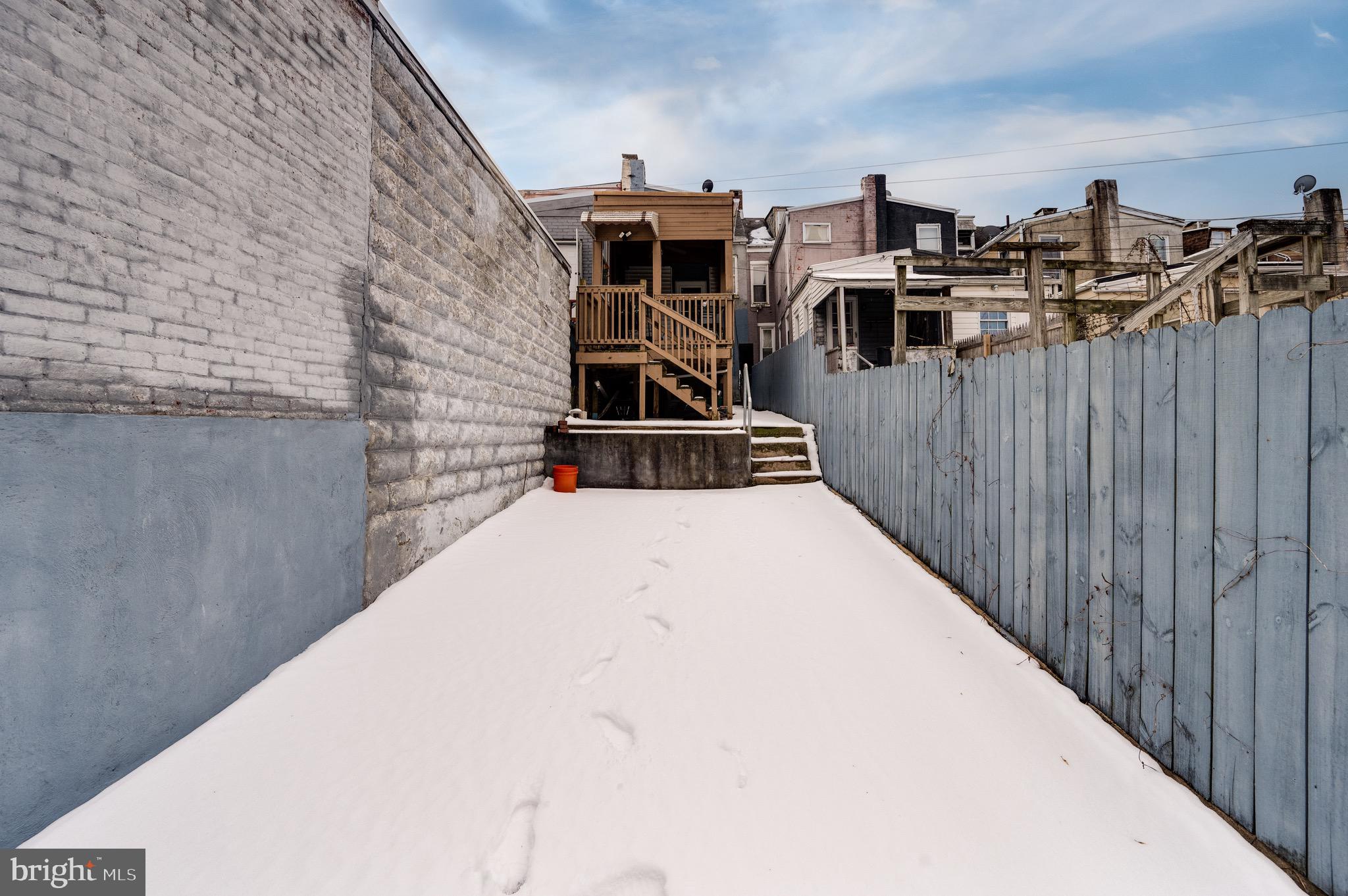 1437 FAIRVIEW STREET