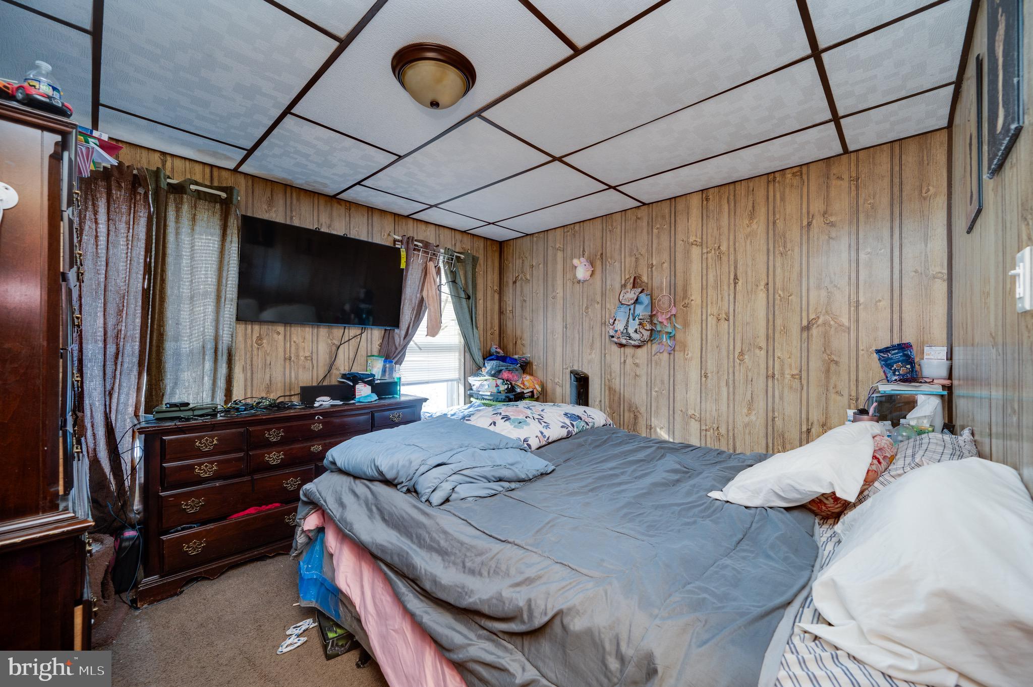 1437 FAIRVIEW STREET