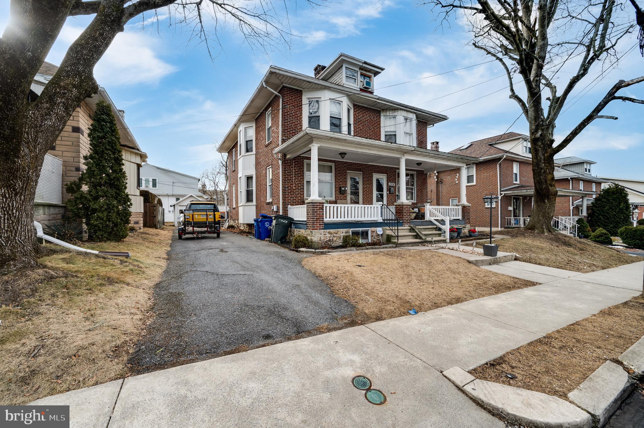 1008 E BELLEVUE AVENUE