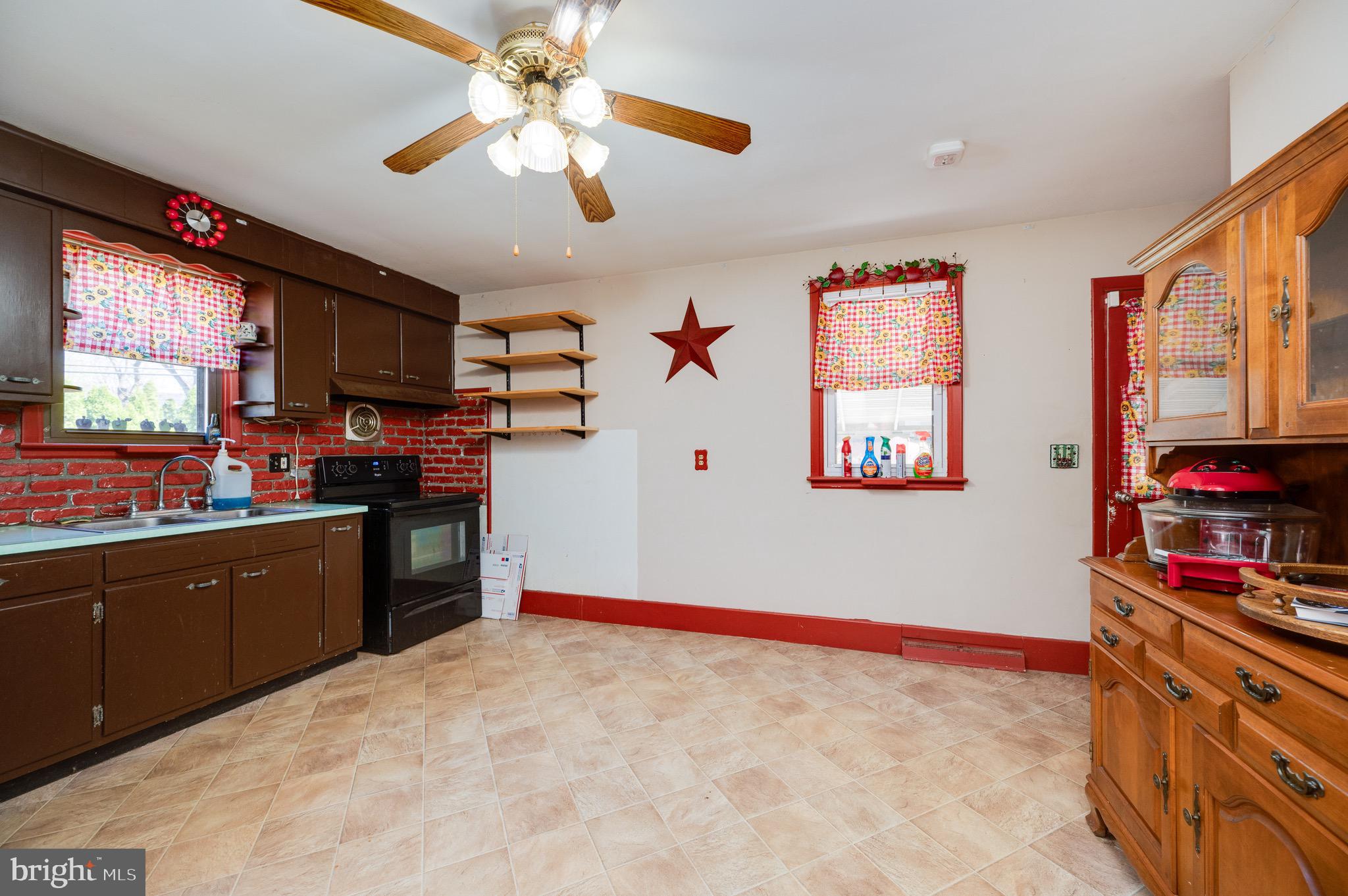 830 GRANDELL AVENUE