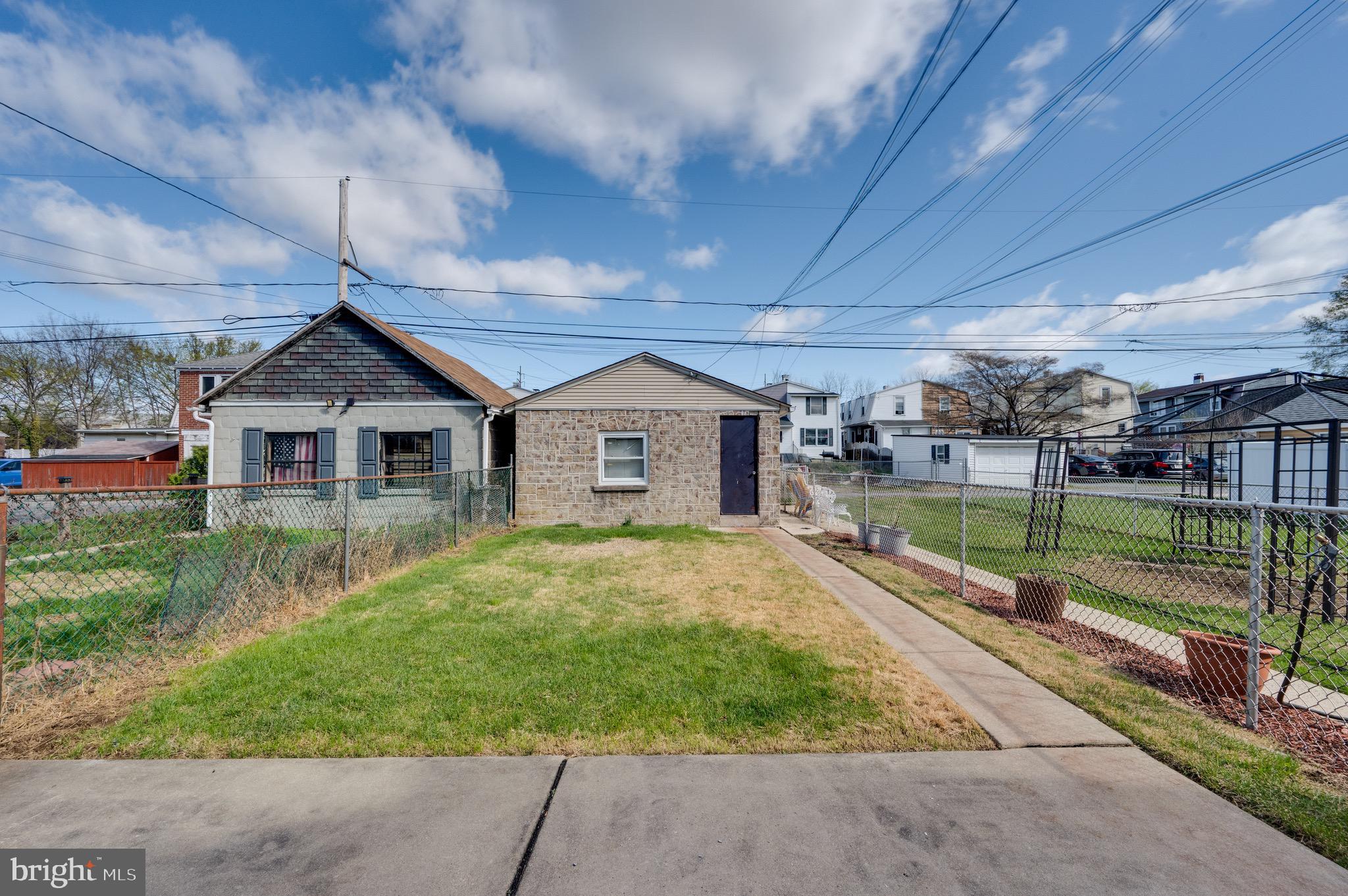 2249 CLEVELAND