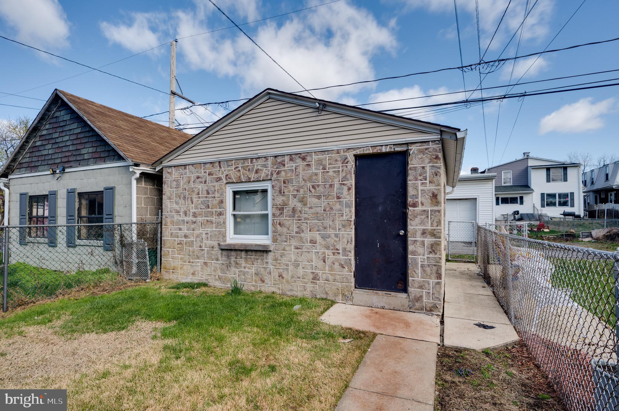2249 CLEVELAND