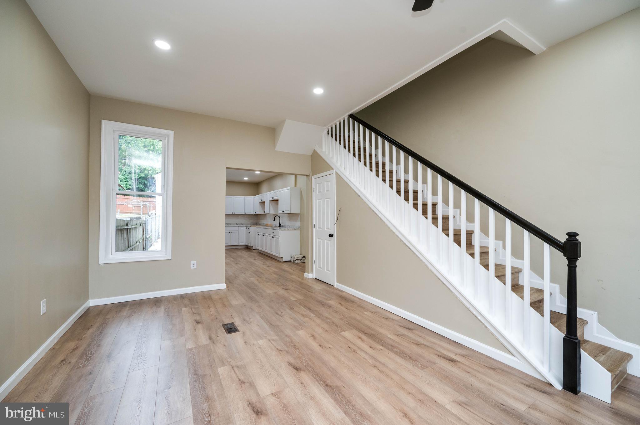443 BUTTONWOOD STREET