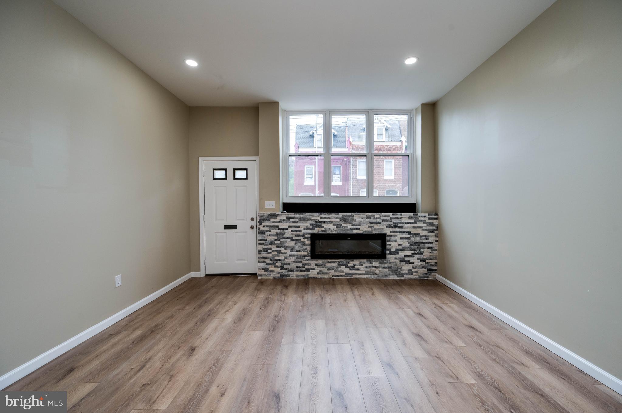 443 BUTTONWOOD STREET