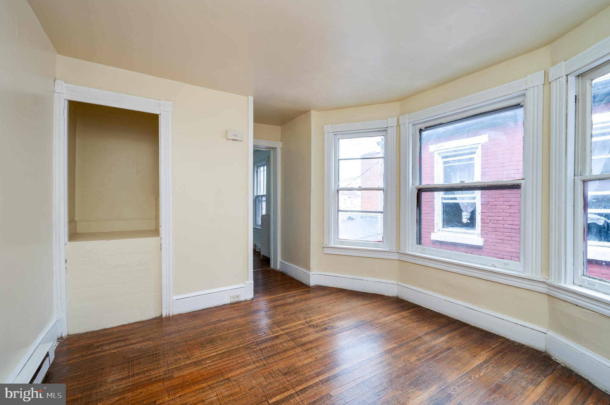 1302 N 10TH STREET