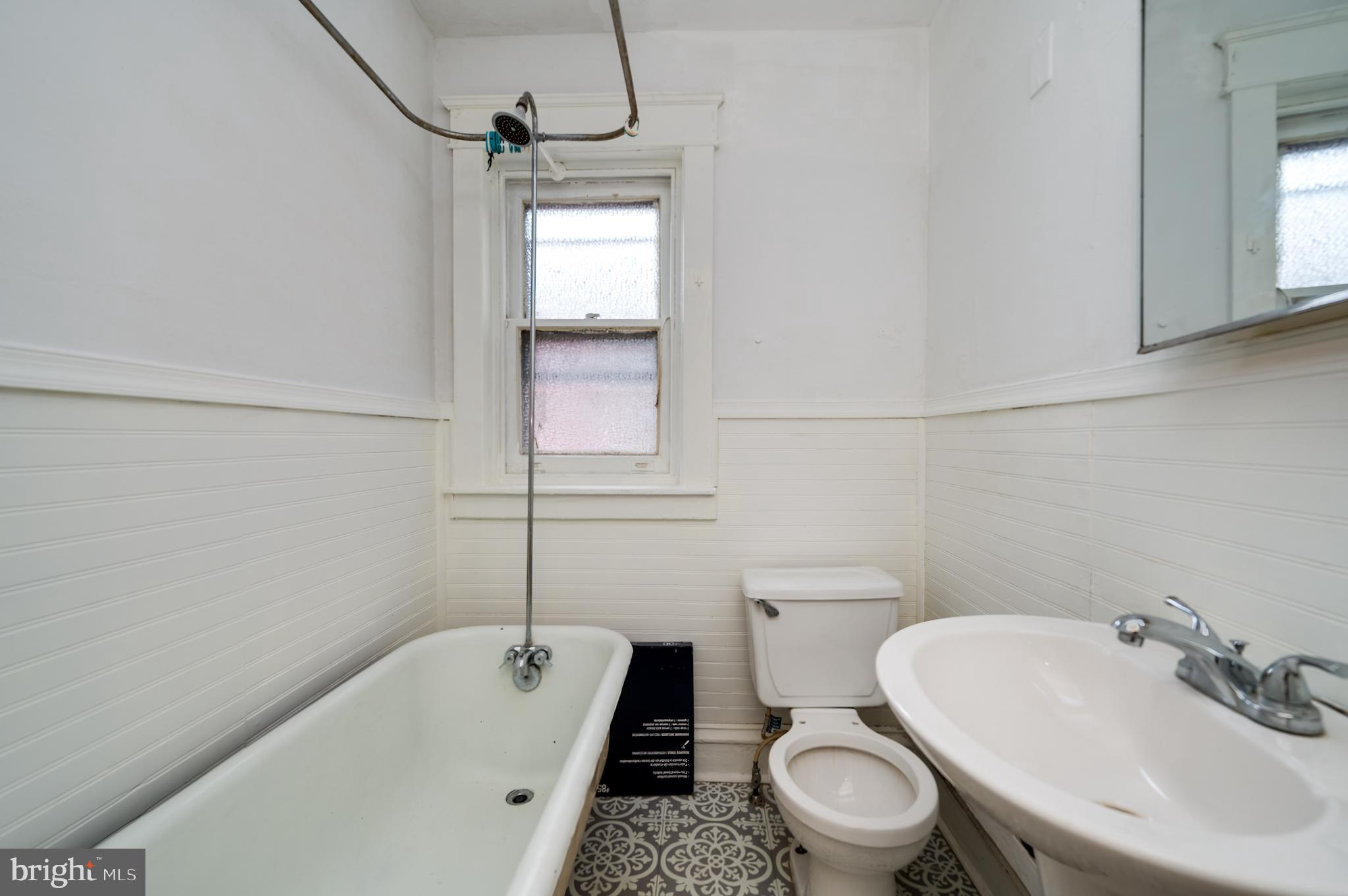 1302 N 10TH STREET