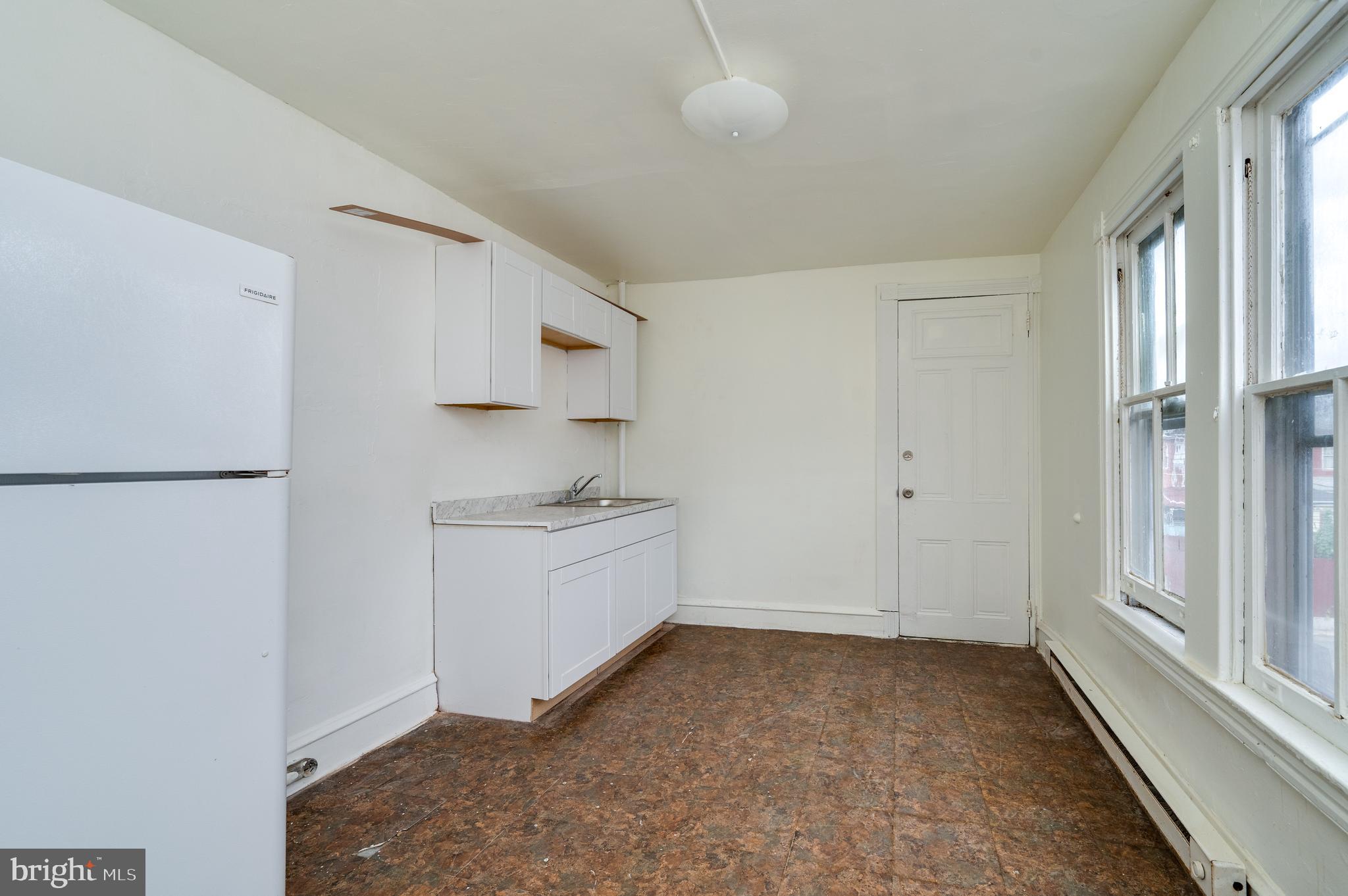 1302 N 10TH STREET