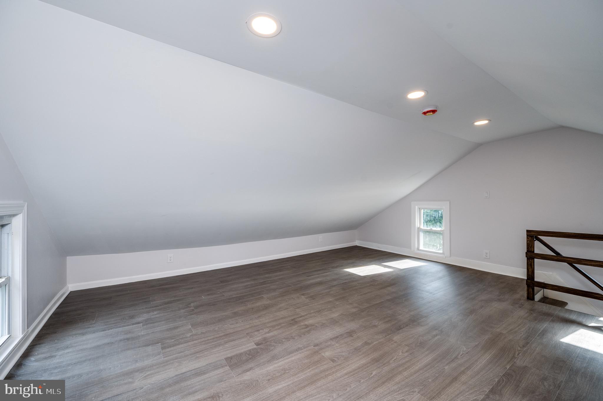 2118 ELIZABETH AVENUE