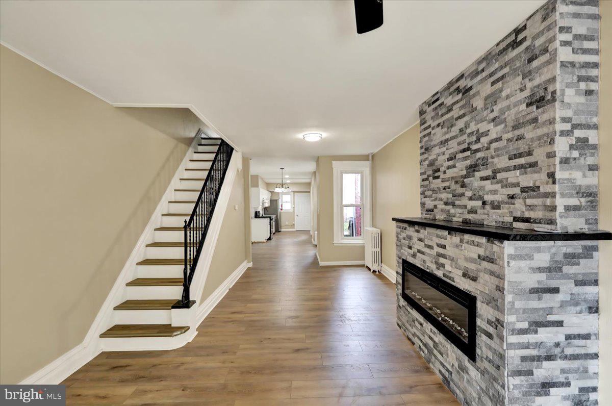 1323 WALNUT STREET