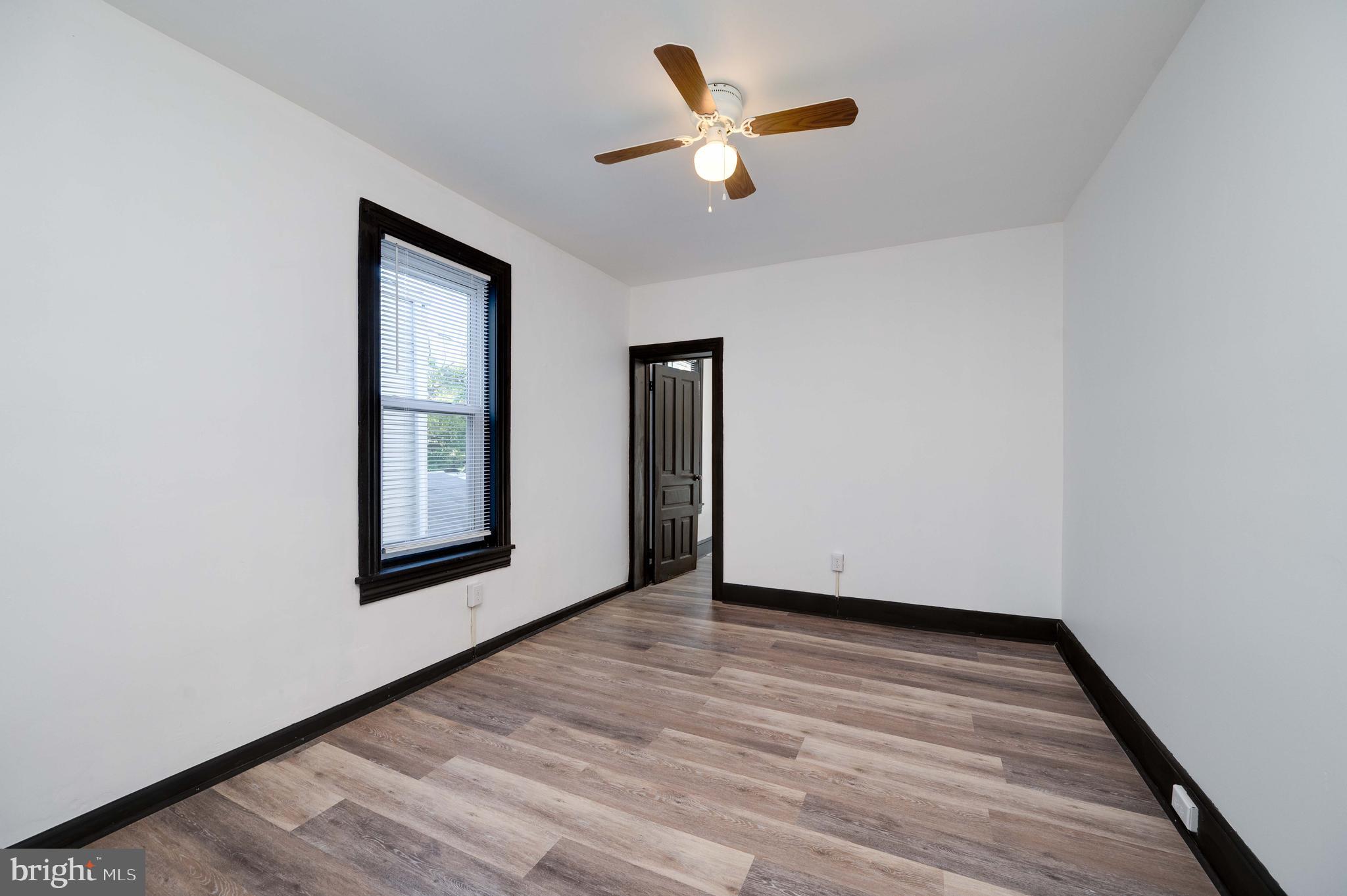 932 N 11TH STREET