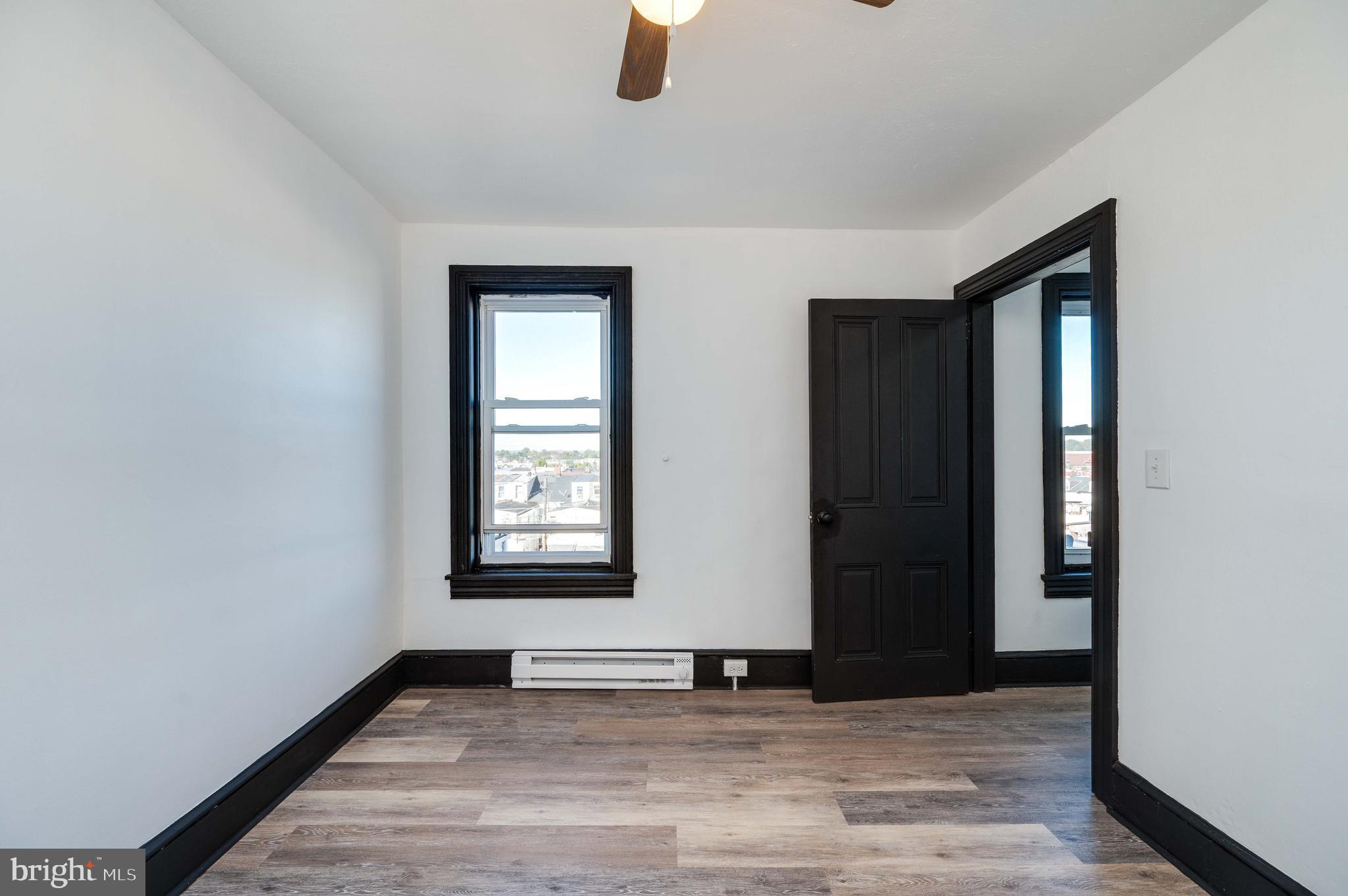 932 N 11TH STREET