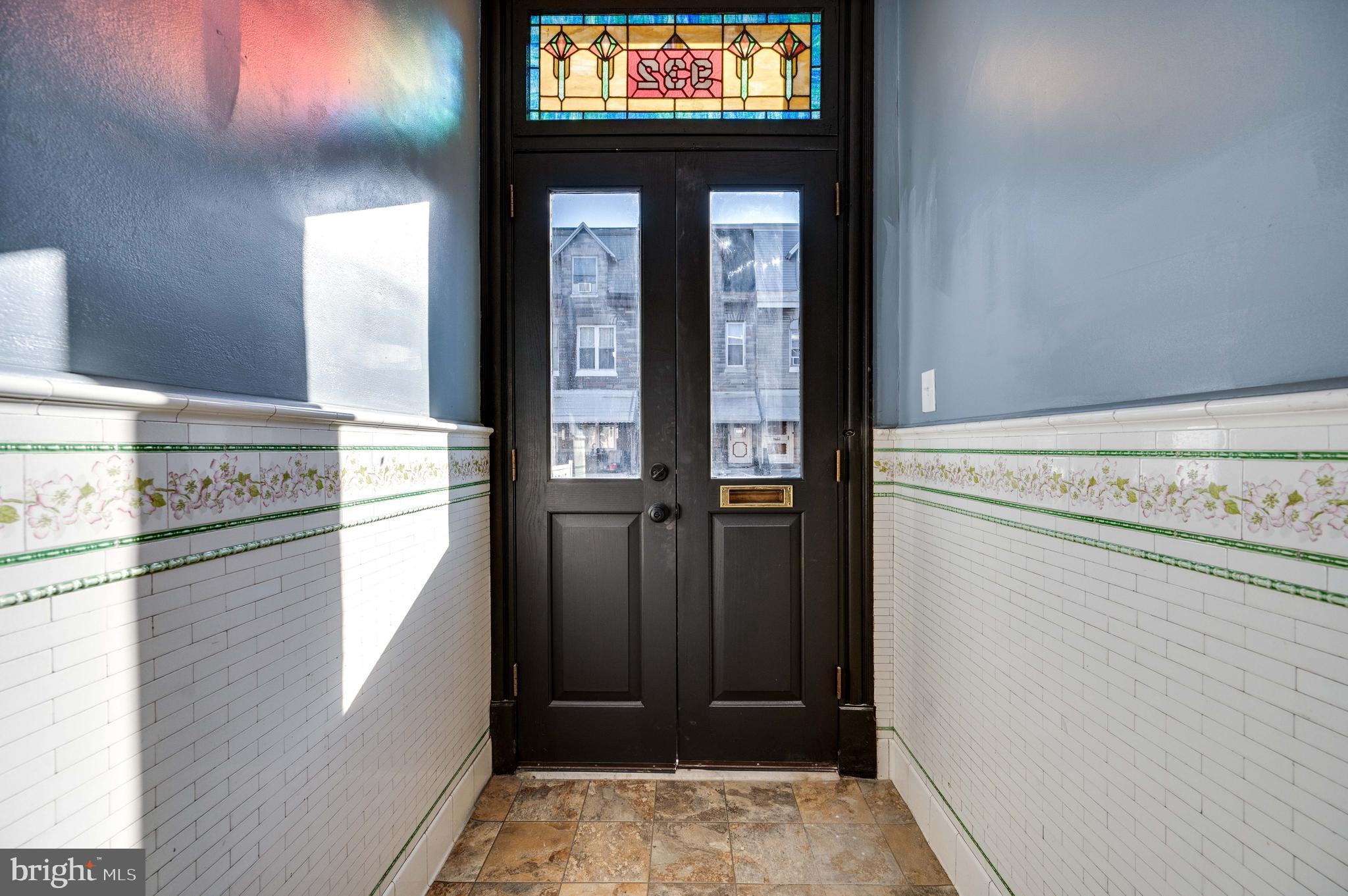 932 N 11TH STREET