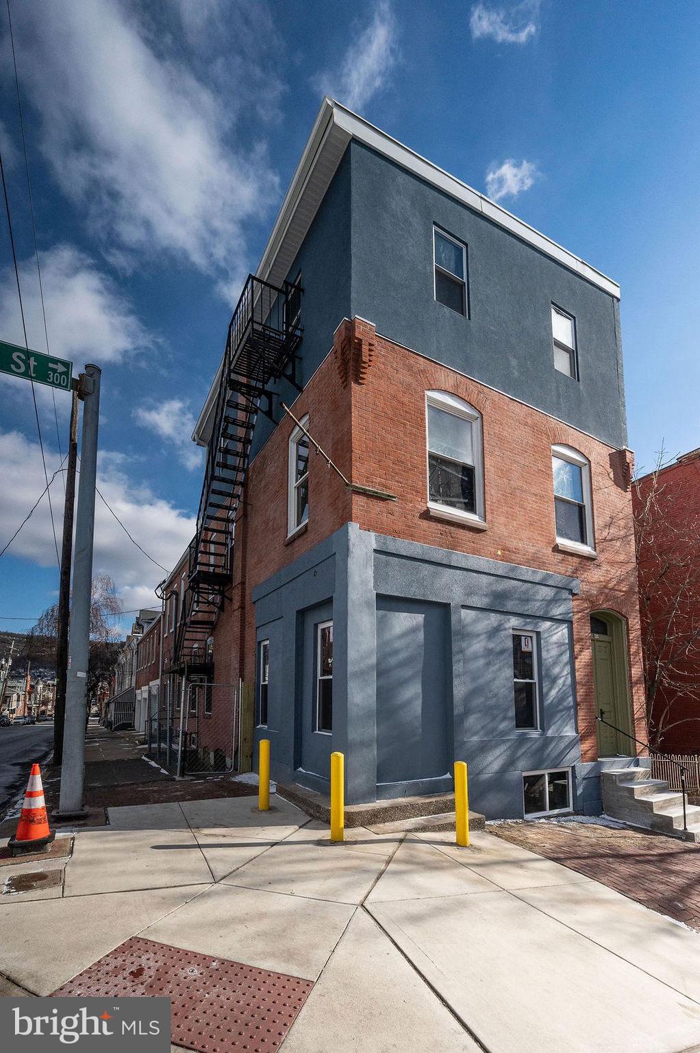 353 N 4TH STREET