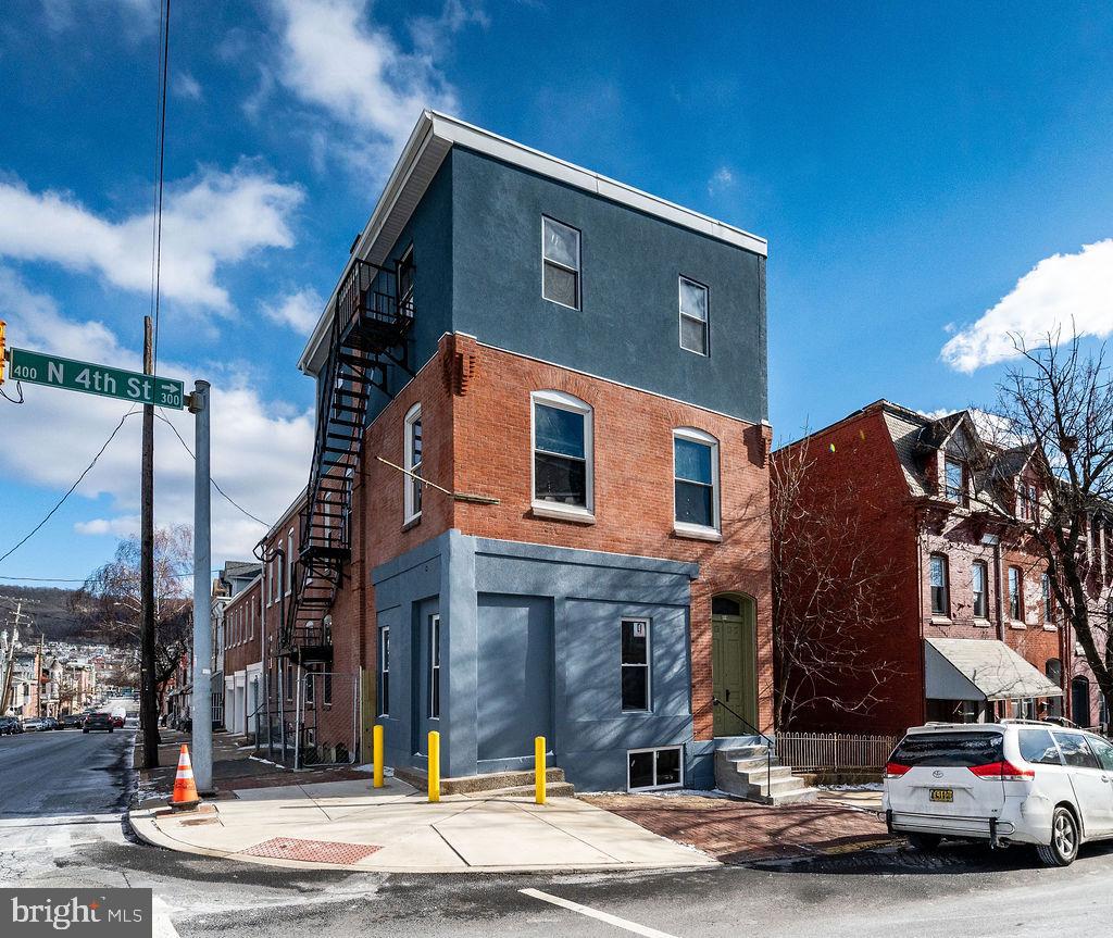 353 N 4TH STREET