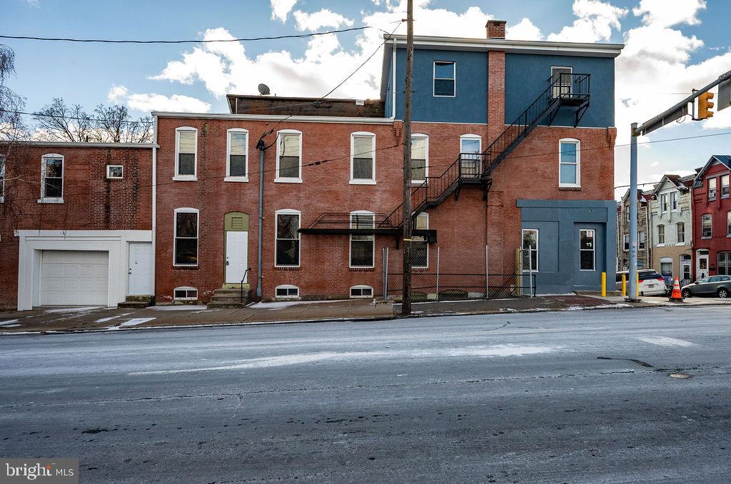353 N 4TH STREET