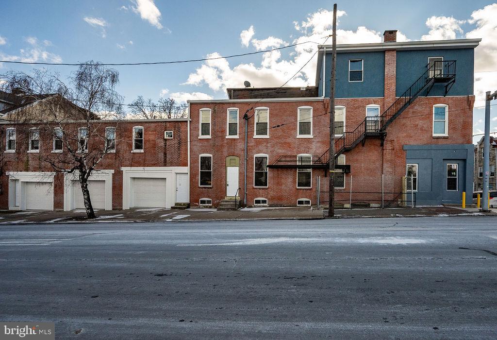 353 N 4TH STREET
