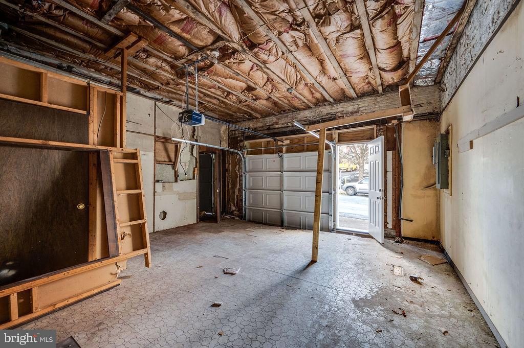 353 N 4TH STREET